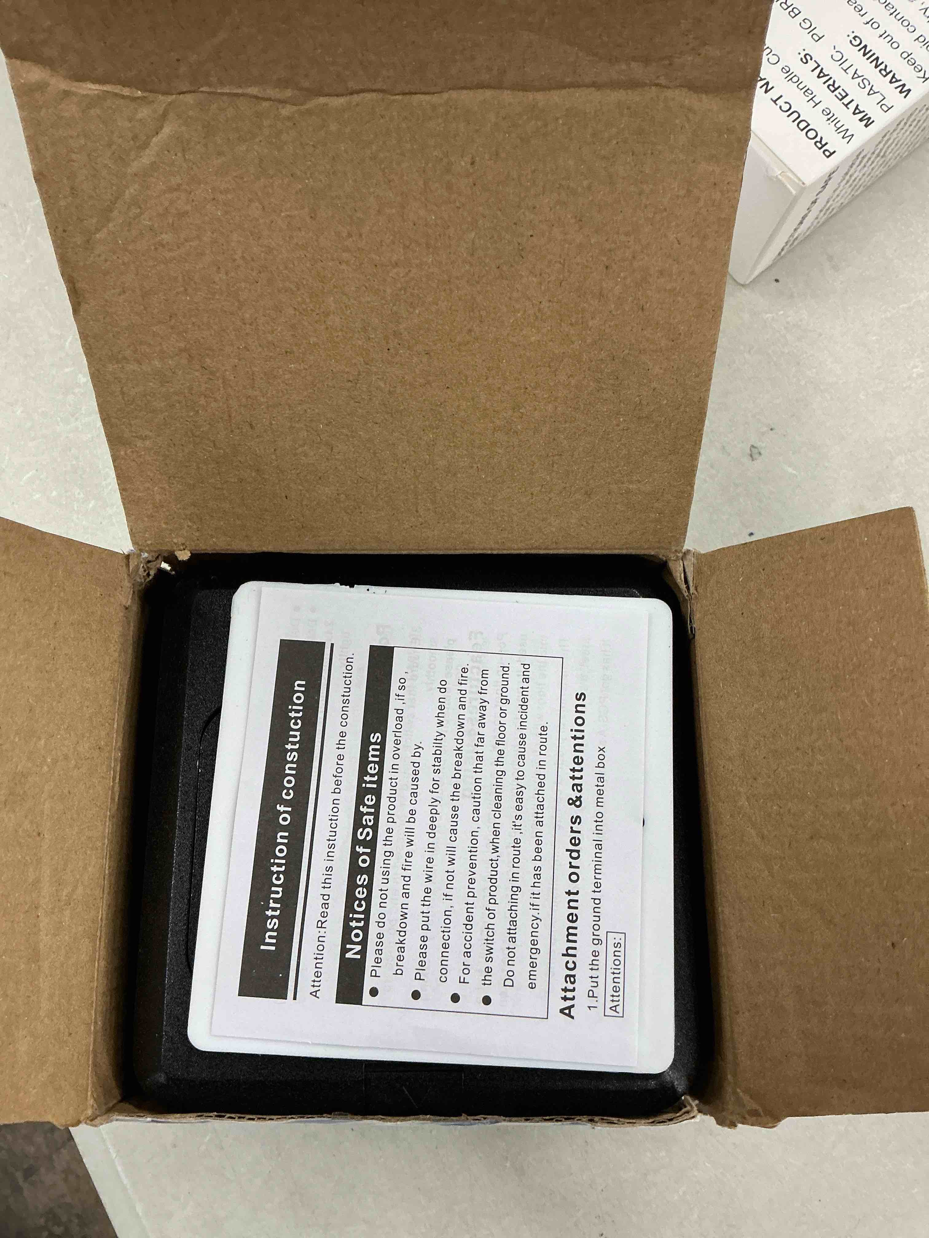 https://s3.amazonaws.com/lotting-images-prod/EmanualPiazza/PNK4011013_1777565740289.jpeg