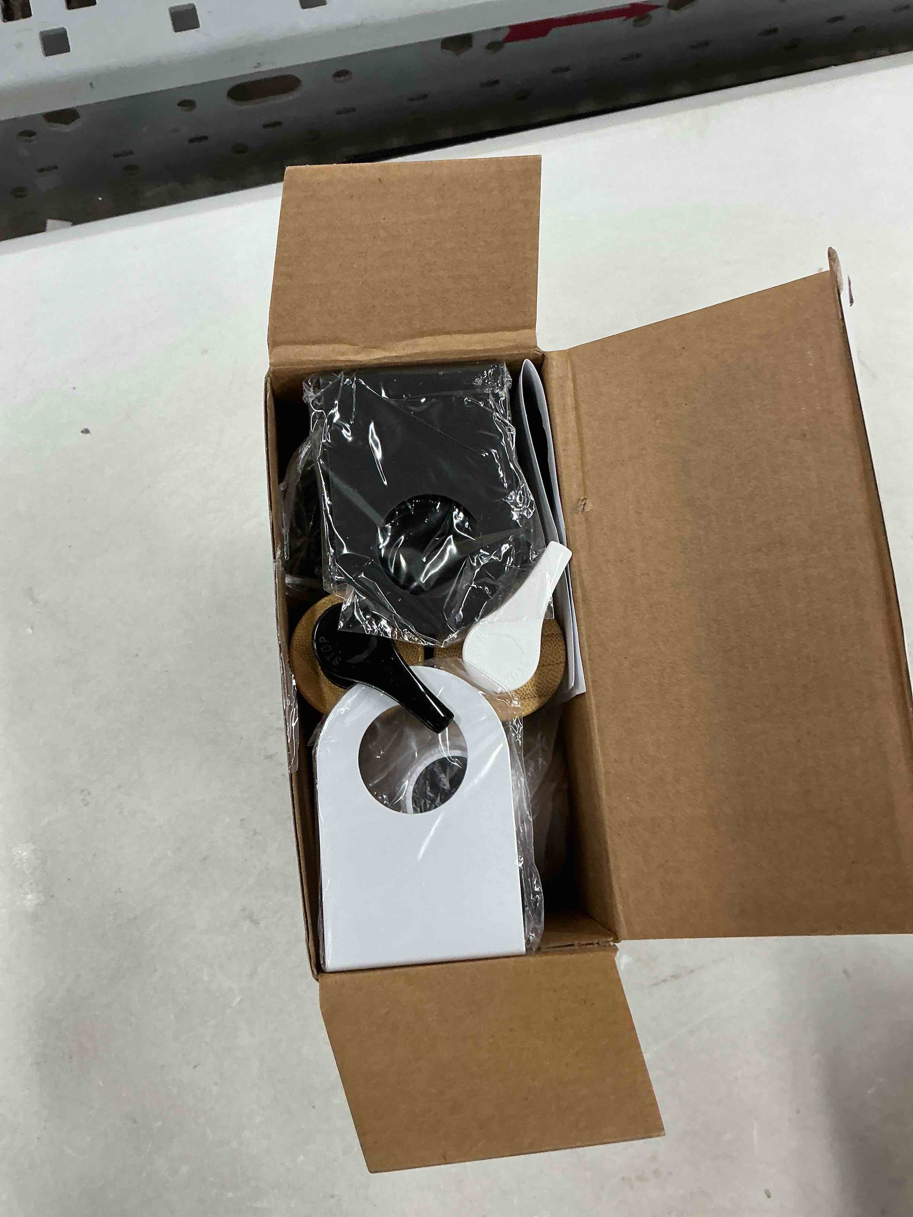 https://s3.amazonaws.com/lotting-images-prod/EmanualPiazza/PNK4011237_1777580732284.jpeg