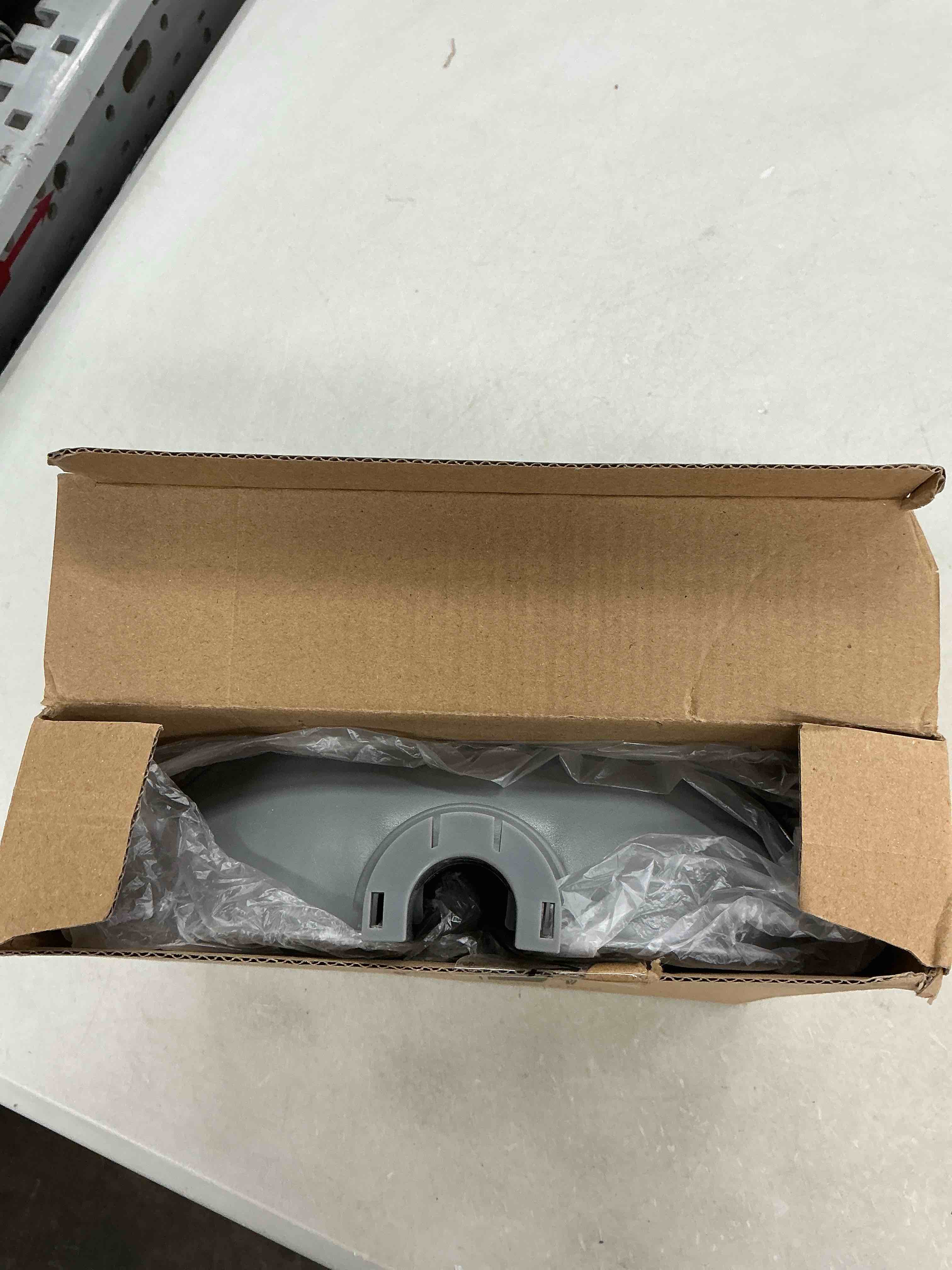 https://s3.amazonaws.com/lotting-images-prod/EmanualPiazza/PNK4011744_1777907205333.jpeg