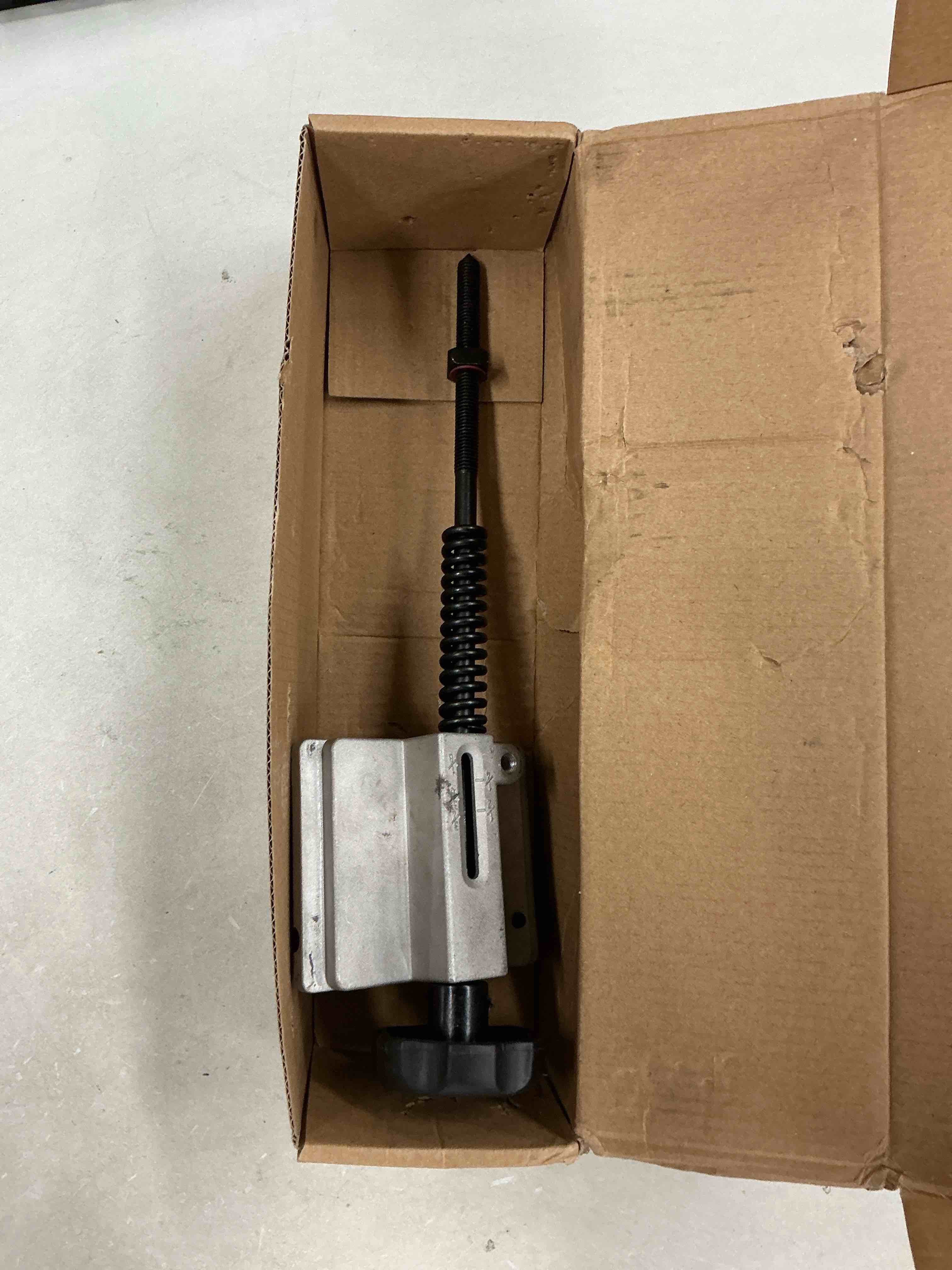 https://s3.amazonaws.com/lotting-images-prod/EmanualPiazza/PNK4011849_1777918503874.jpeg