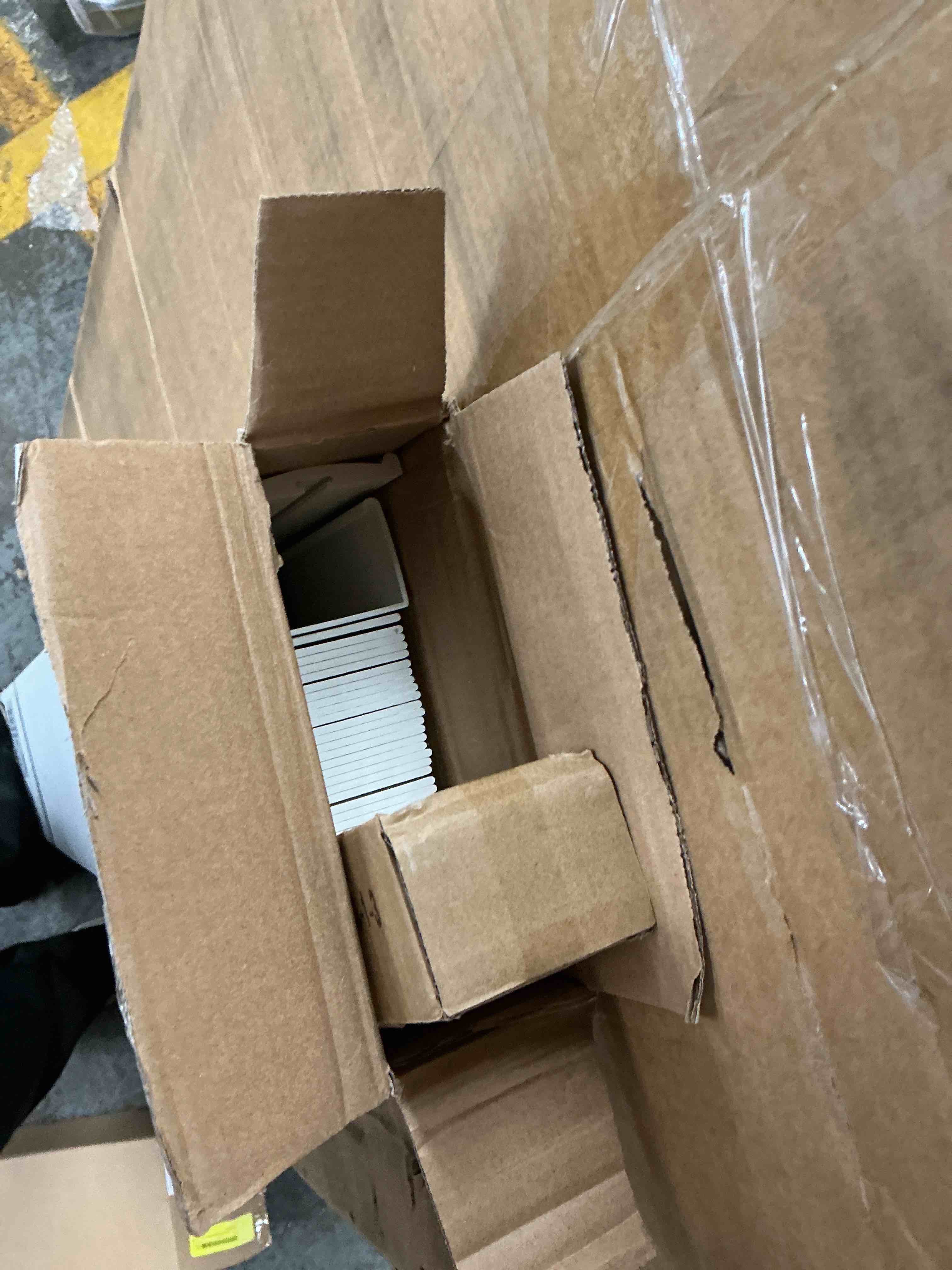 https://s3.amazonaws.com/lotting-images-prod/EmanualPiazza/PNK4012072_1777565445646.jpeg