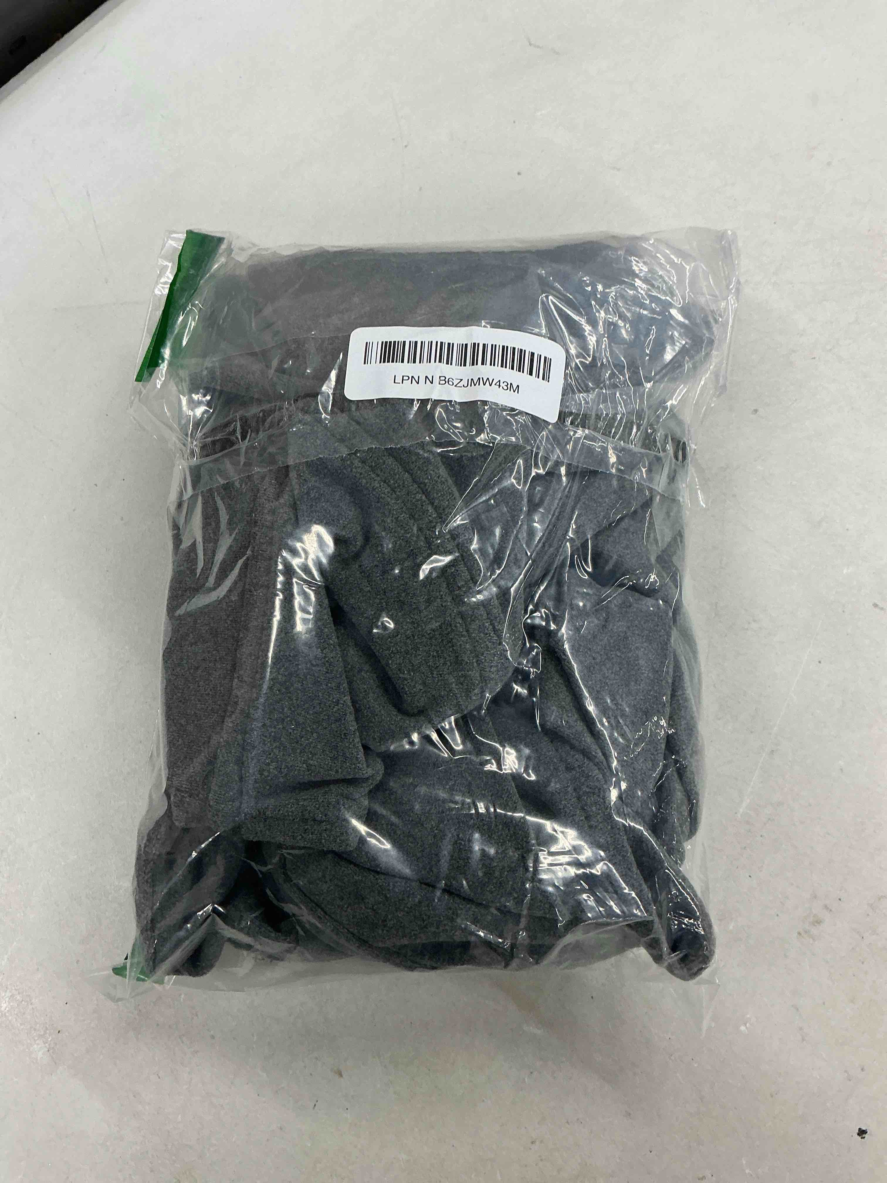 Condition photo showing Good Condition for sleep pod, a cozy hooded sleeping bag, a comfortable wearable blanket perfect for camping and relaxation, a comfortable sleep pod for adults and children alike. s-4.9'×1.3' child