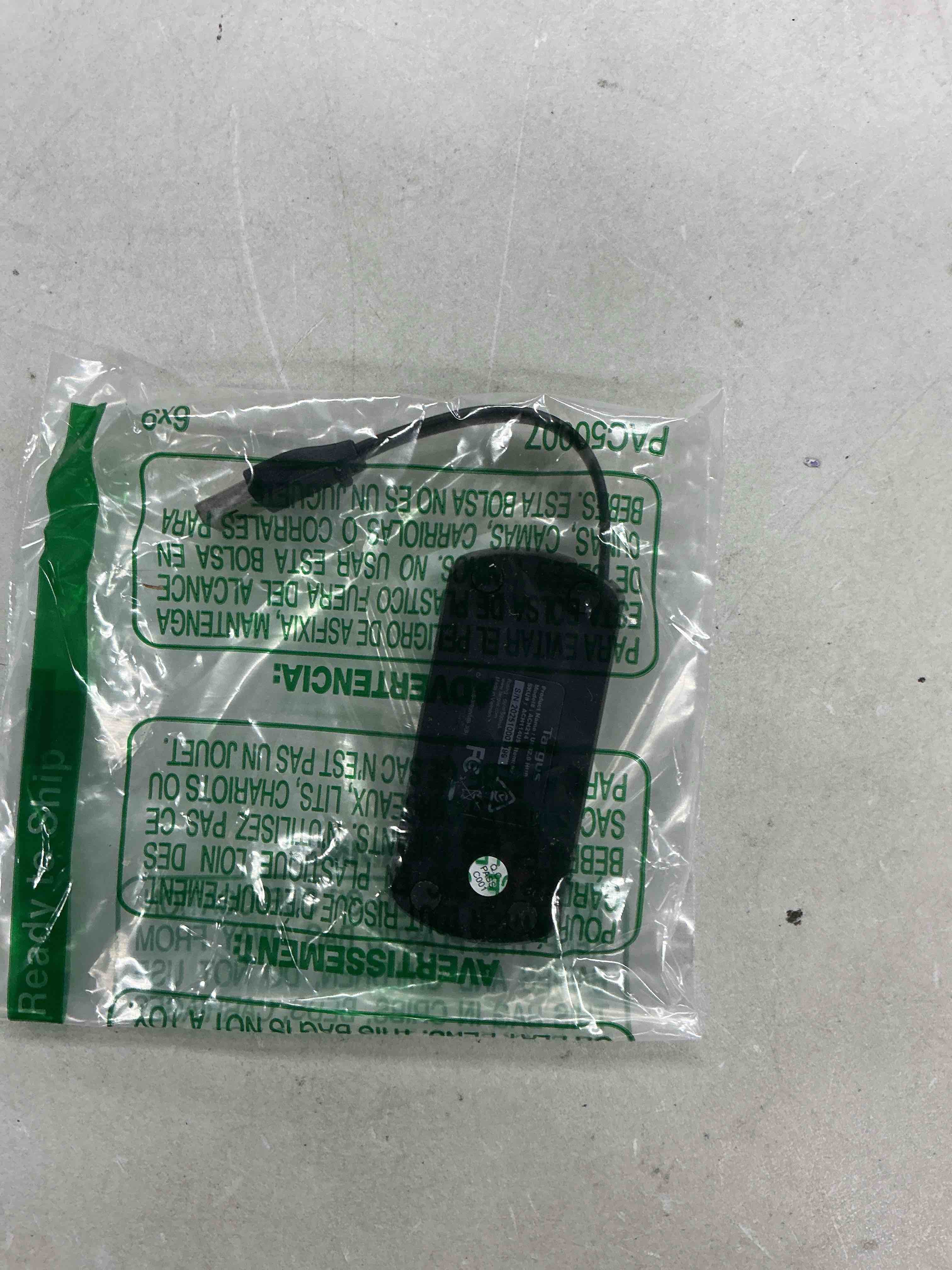 Condition photo showing Good Condition for targus 4-port usb 2.0 hub, black - compatible with pc and mac, sleek and travel friendly (ach114us)