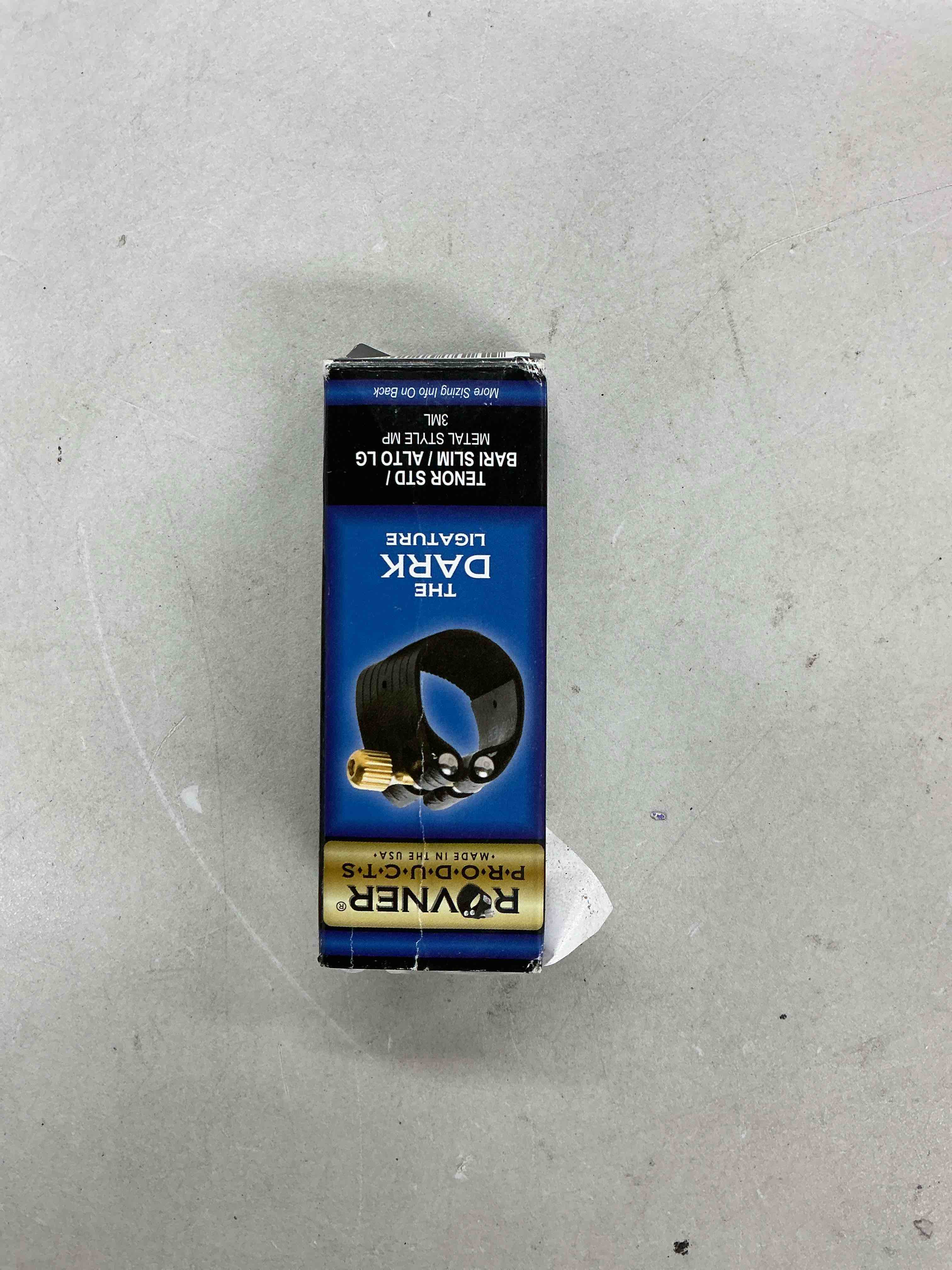 Condition photo showing Good Condition for rovner ligature & plastic cap for tenor standard saxophone - dark ligature for metal mouthpiece (3ml) dark (m): 3ml
