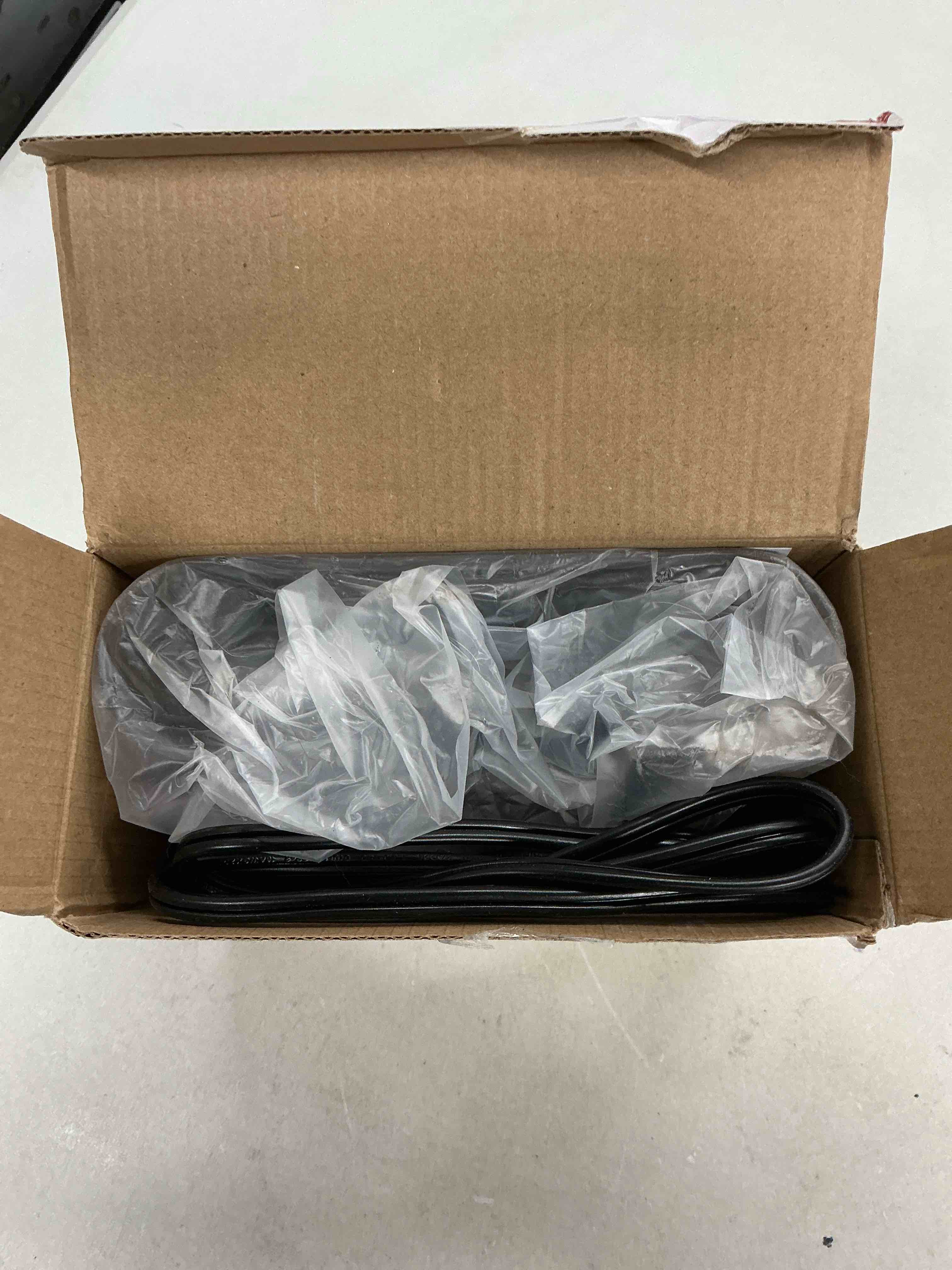 Condition photo showing Good Condition for small aquarium filter, quiet fish tank hob filters for 5 to 10 gallon aquariums, adjustable flow?model: 303? 5-10 gallon