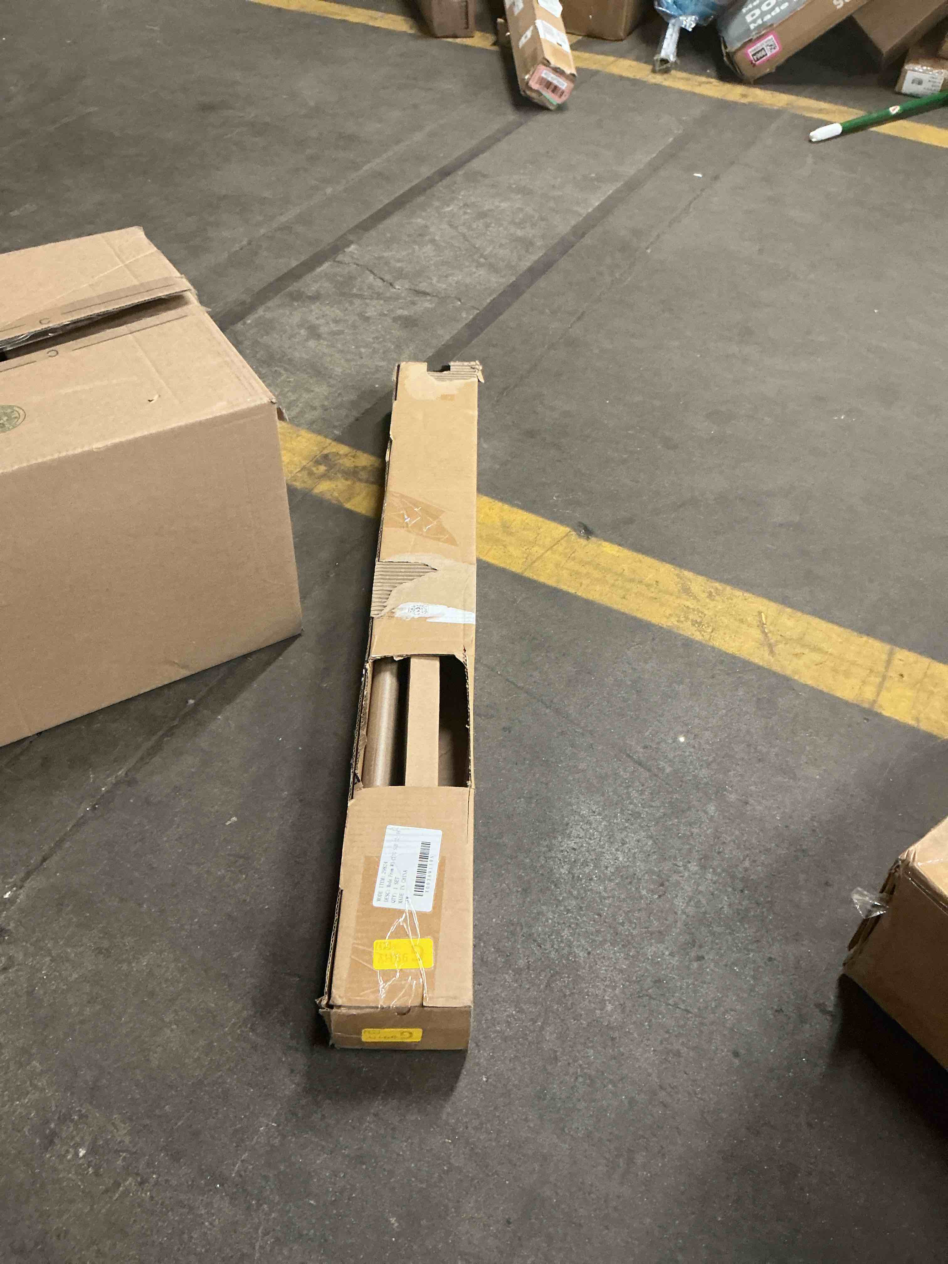 https://s3.amazonaws.com/lotting-images-prod/EmanualPiazza/PNK4018028_1778513098672.jpeg