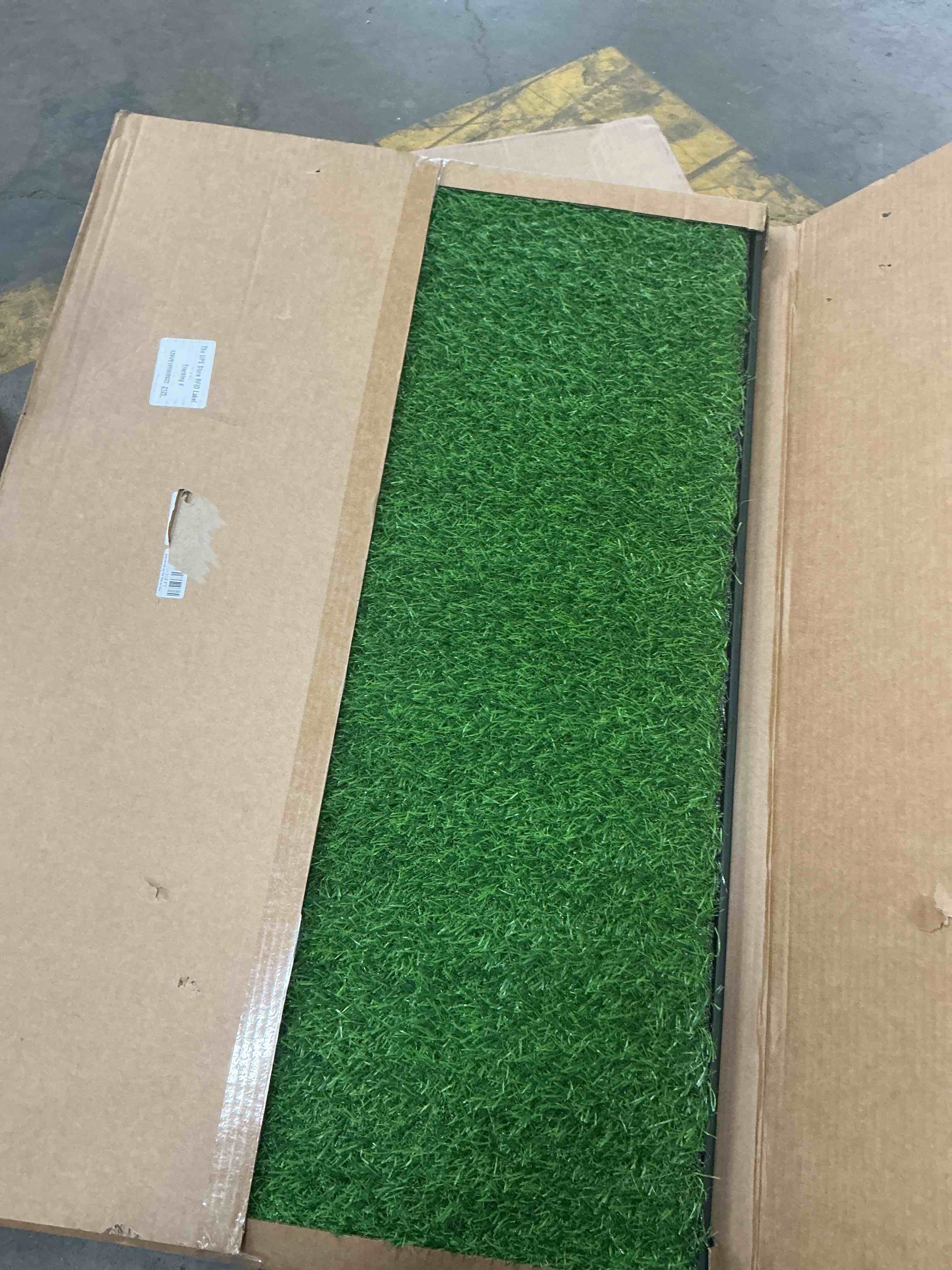 https://s3.amazonaws.com/lotting-images-prod/EmanualPiazza/PNK4018051_1778509807827.jpeg