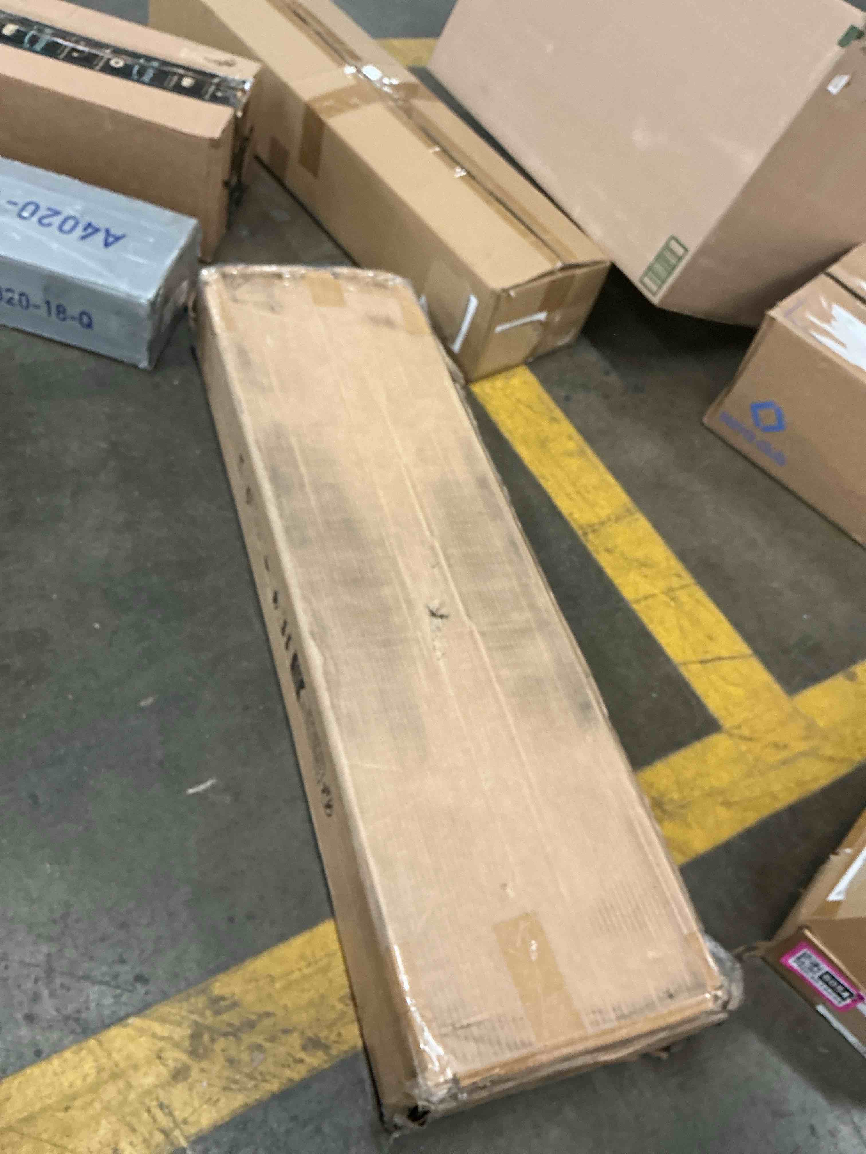 https://s3.amazonaws.com/lotting-images-prod/EmanualPiazza/PNK4018053_1778509514267.jpeg