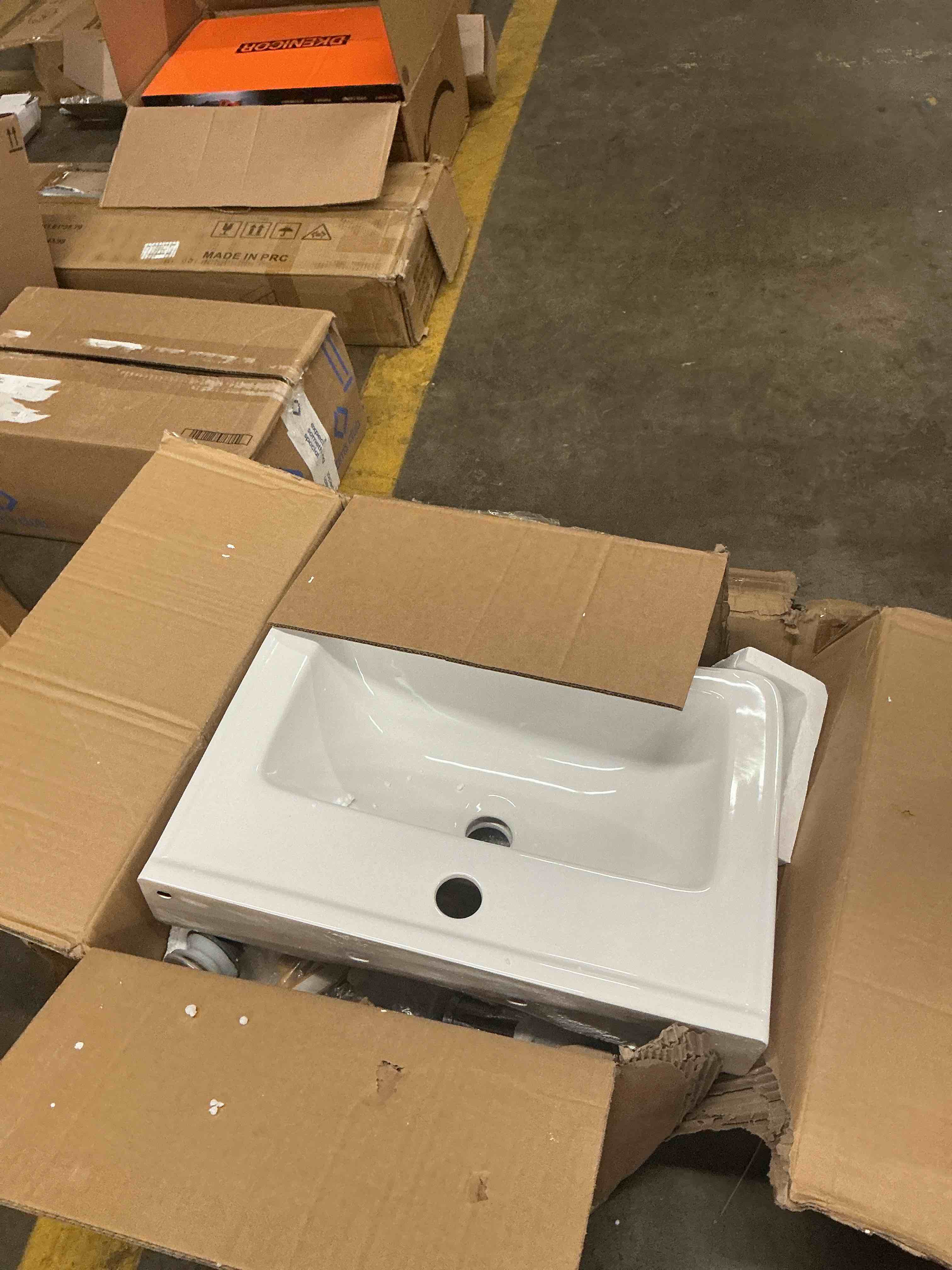 https://s3.amazonaws.com/lotting-images-prod/EmanualPiazza/PNK4018056_1778508870644.jpeg