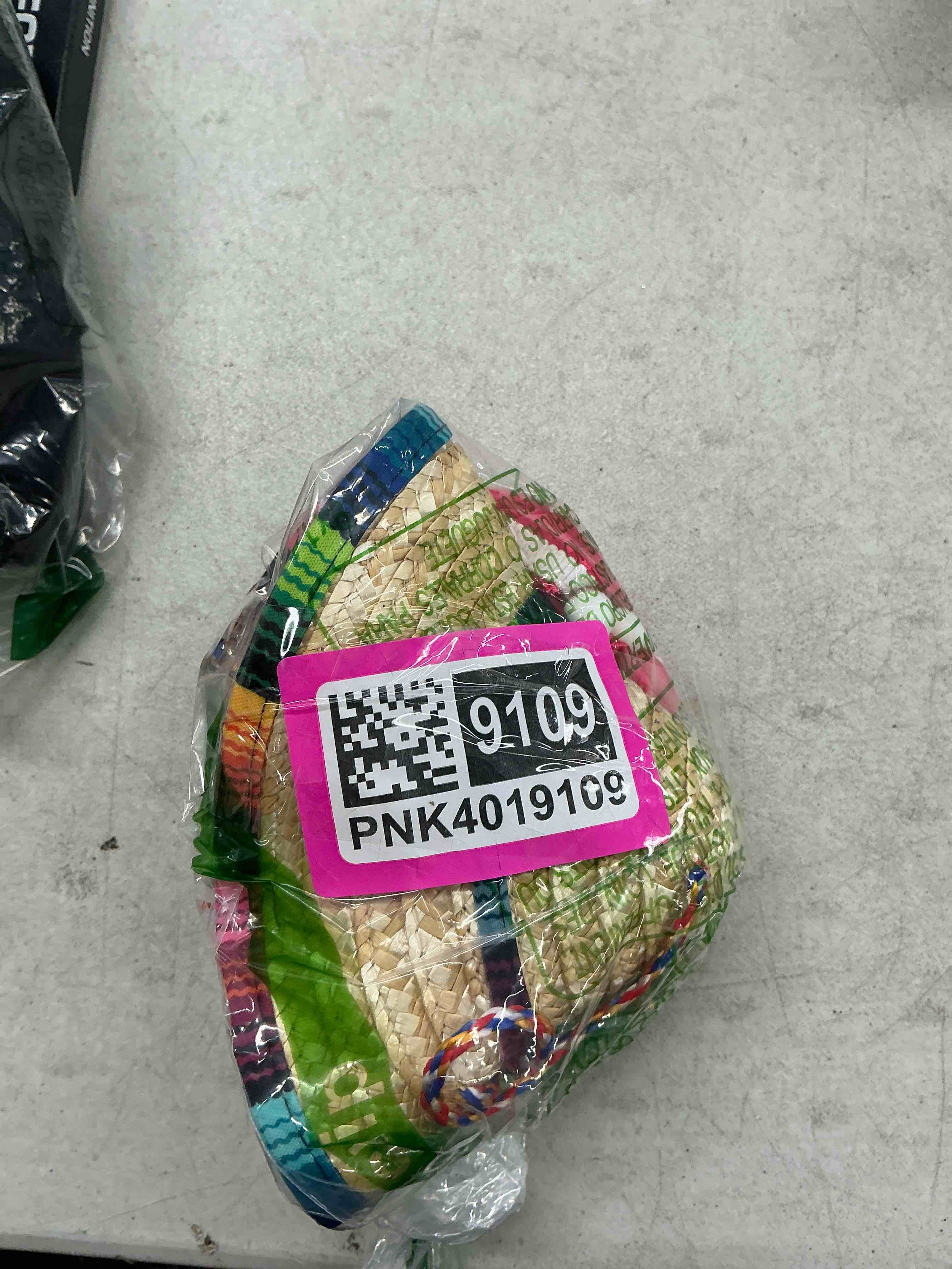 https://s3.amazonaws.com/lotting-images-prod/EmanualPiazza/PNK4019109_1779910676779.jpeg