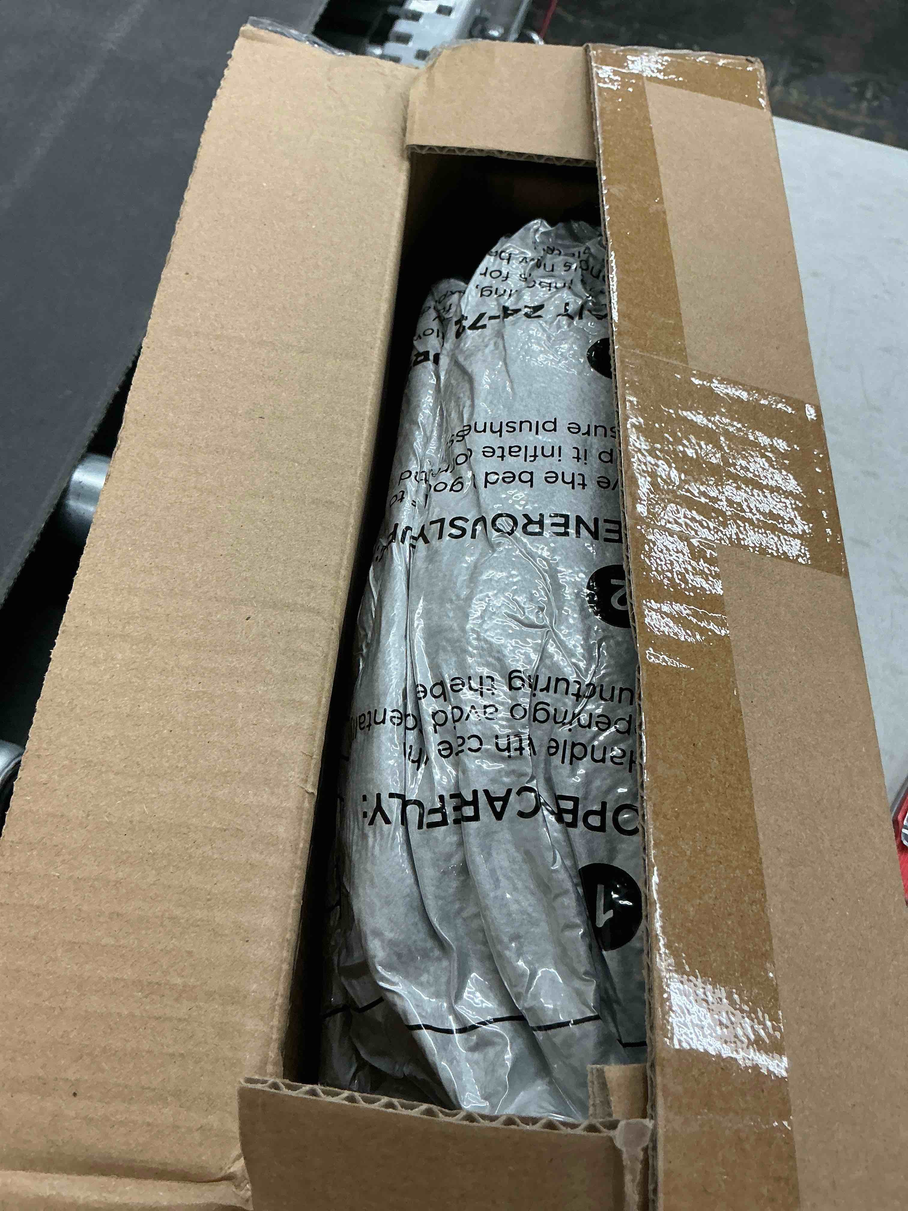 https://s3.amazonaws.com/lotting-images-prod/EmanualPiazza/PNK4019118_1779911118981.jpeg