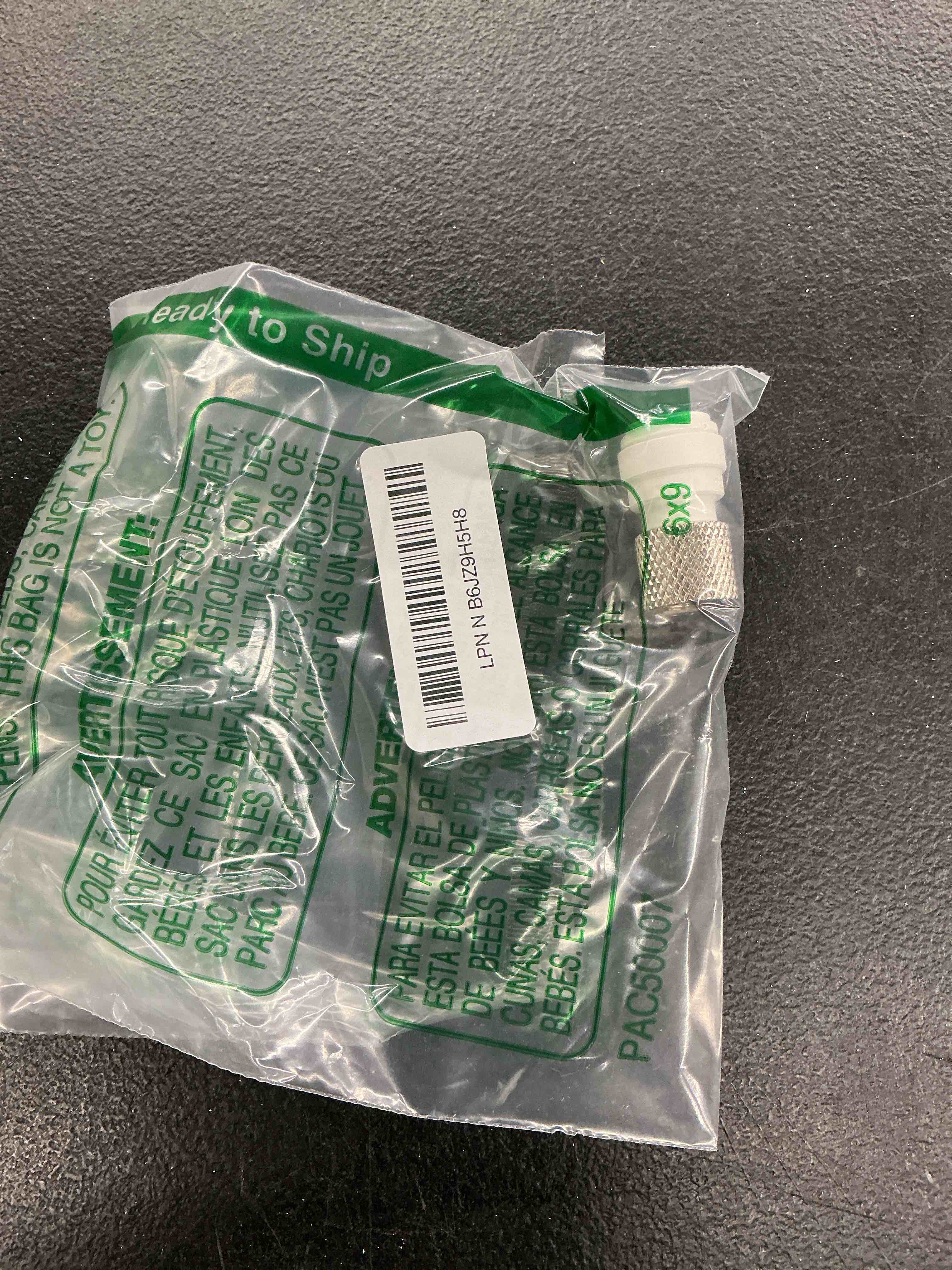Condition photo showing Good Condition for john guest speedfit 3/8 inch compression female connector, push to connect plastic plumbing fitting, white, psei6012u9p