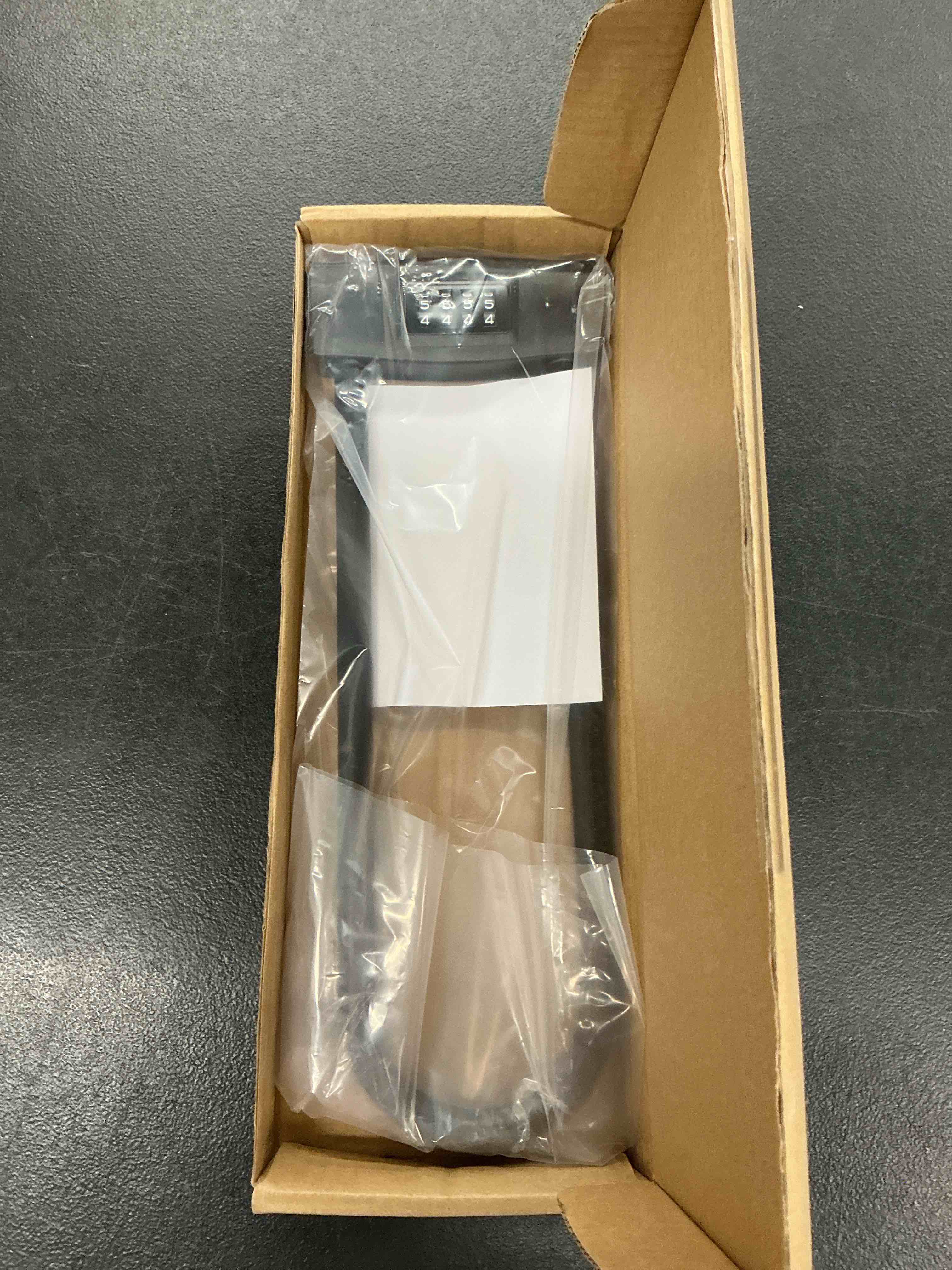 https://s3.amazonaws.com/lotting-images-prod/EmanualPiazza/PNK4021757_1777061713906.jpeg