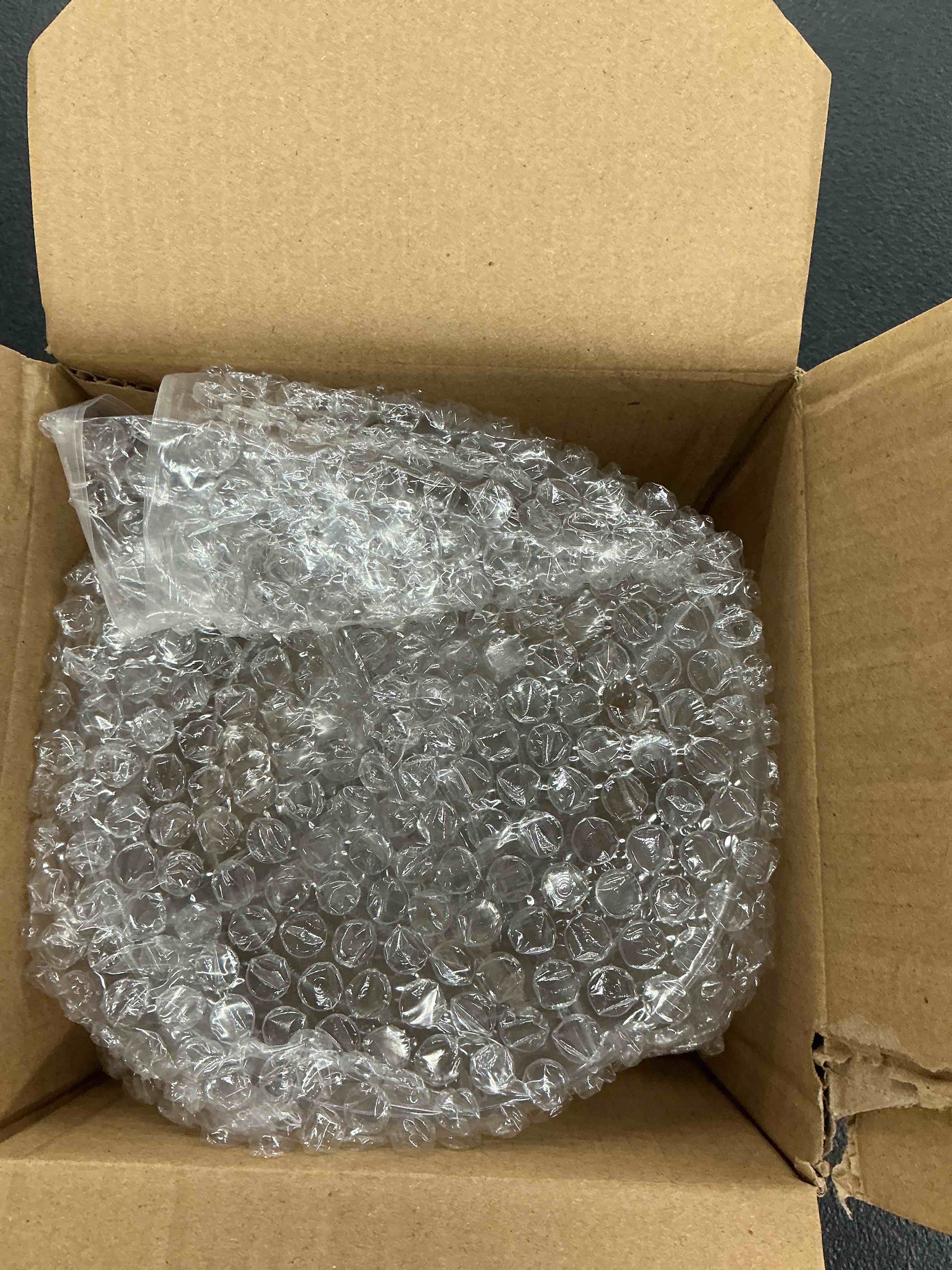 https://s3.amazonaws.com/lotting-images-prod/EmanualPiazza/PNK4022115_1777322183157.jpeg