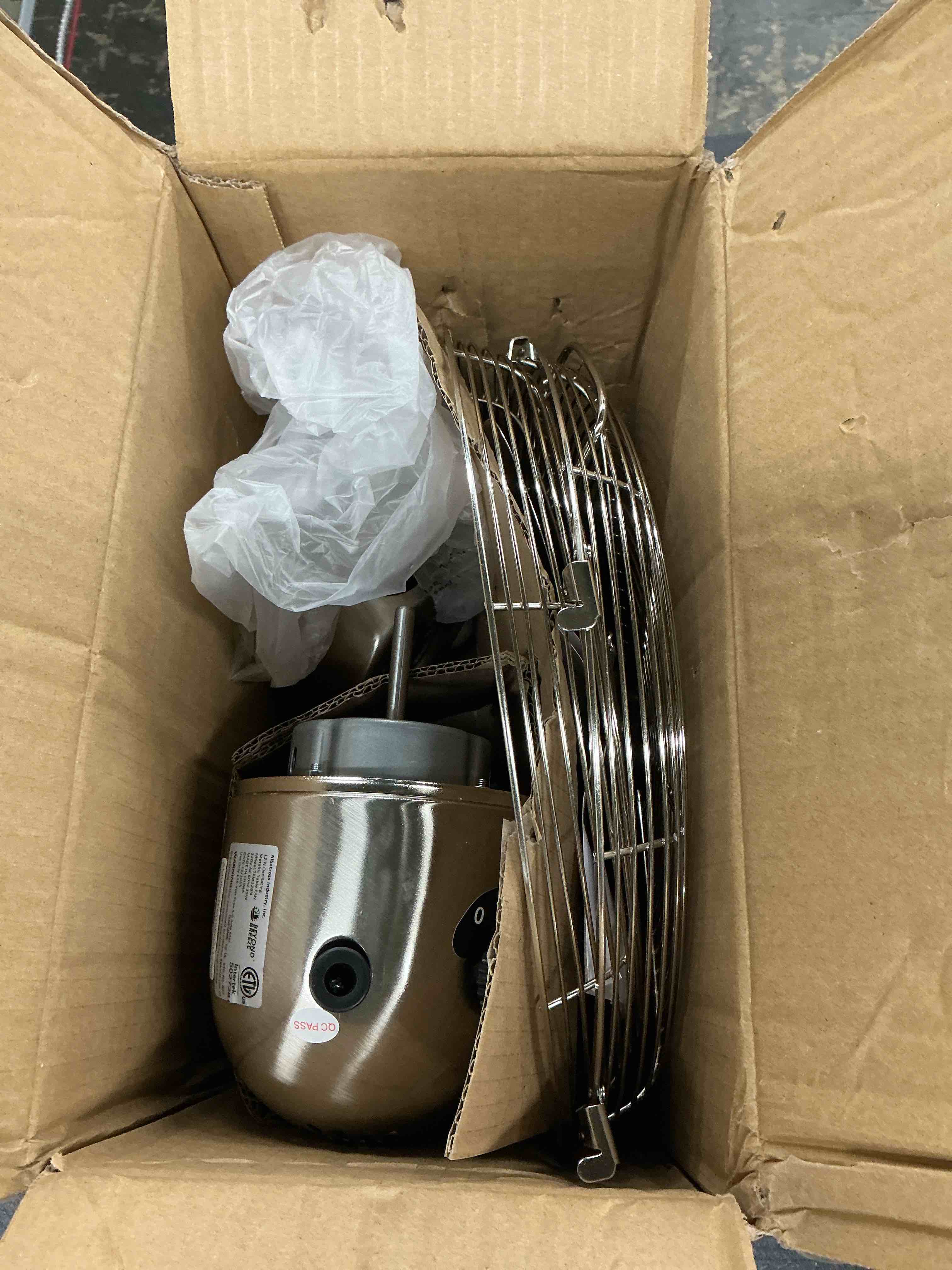 https://s3.amazonaws.com/lotting-images-prod/EmanualPiazza/PNK4022469_1777409147333.jpeg