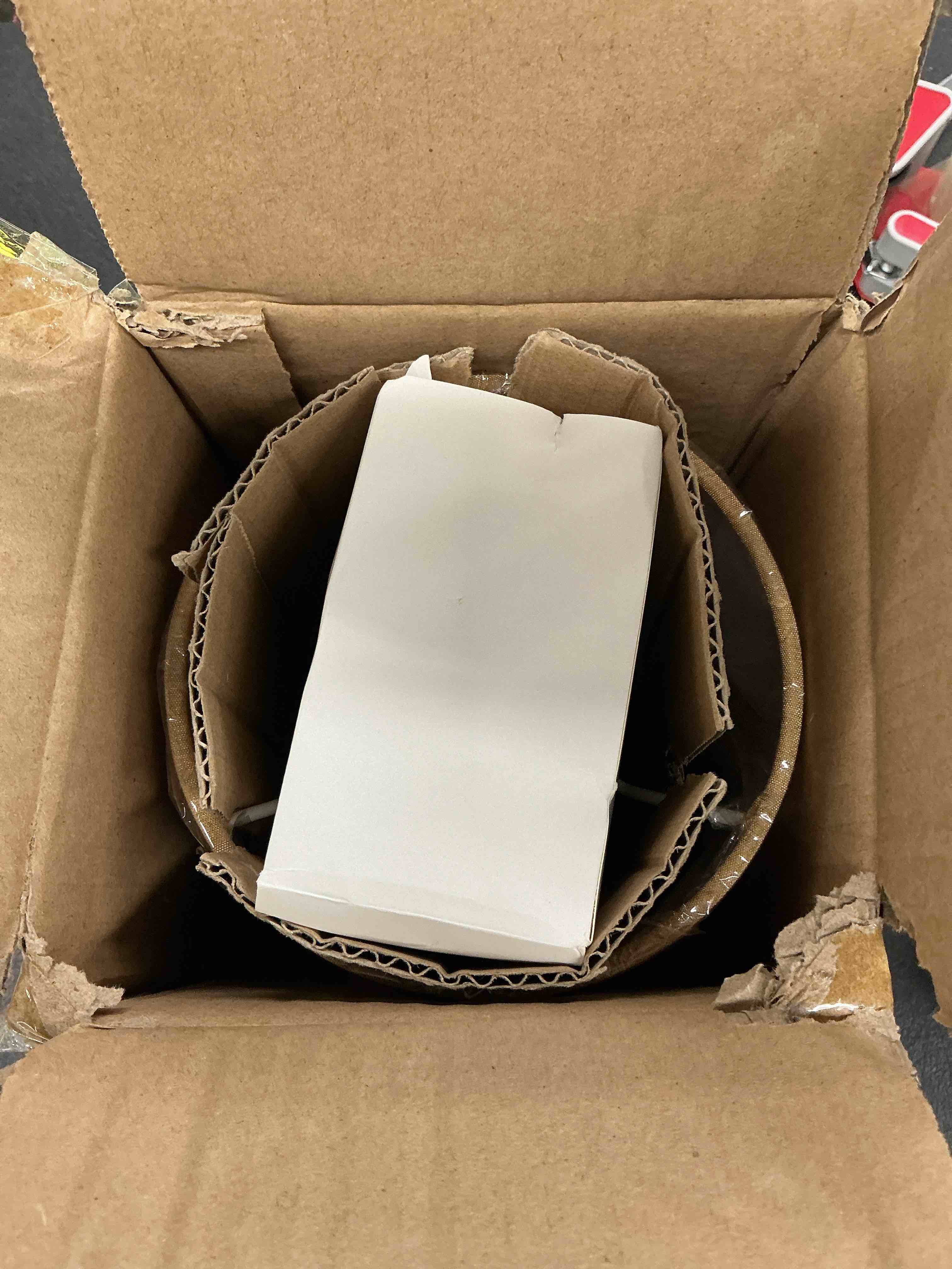 https://s3.amazonaws.com/lotting-images-prod/EmanualPiazza/PNK4022512_1777468773642.jpeg