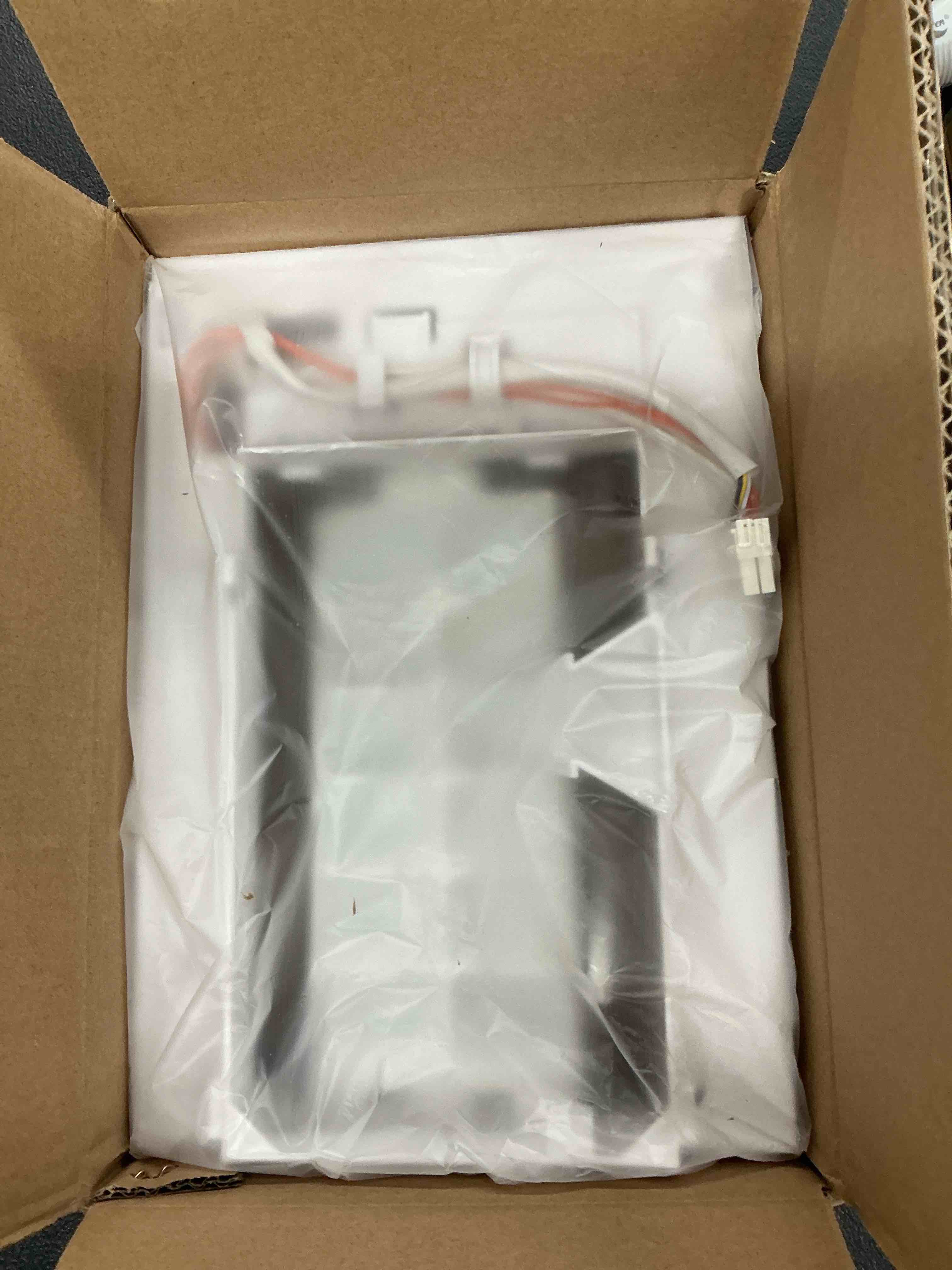 https://s3.amazonaws.com/lotting-images-prod/EmanualPiazza/PNK4022513_1777468892782.jpeg