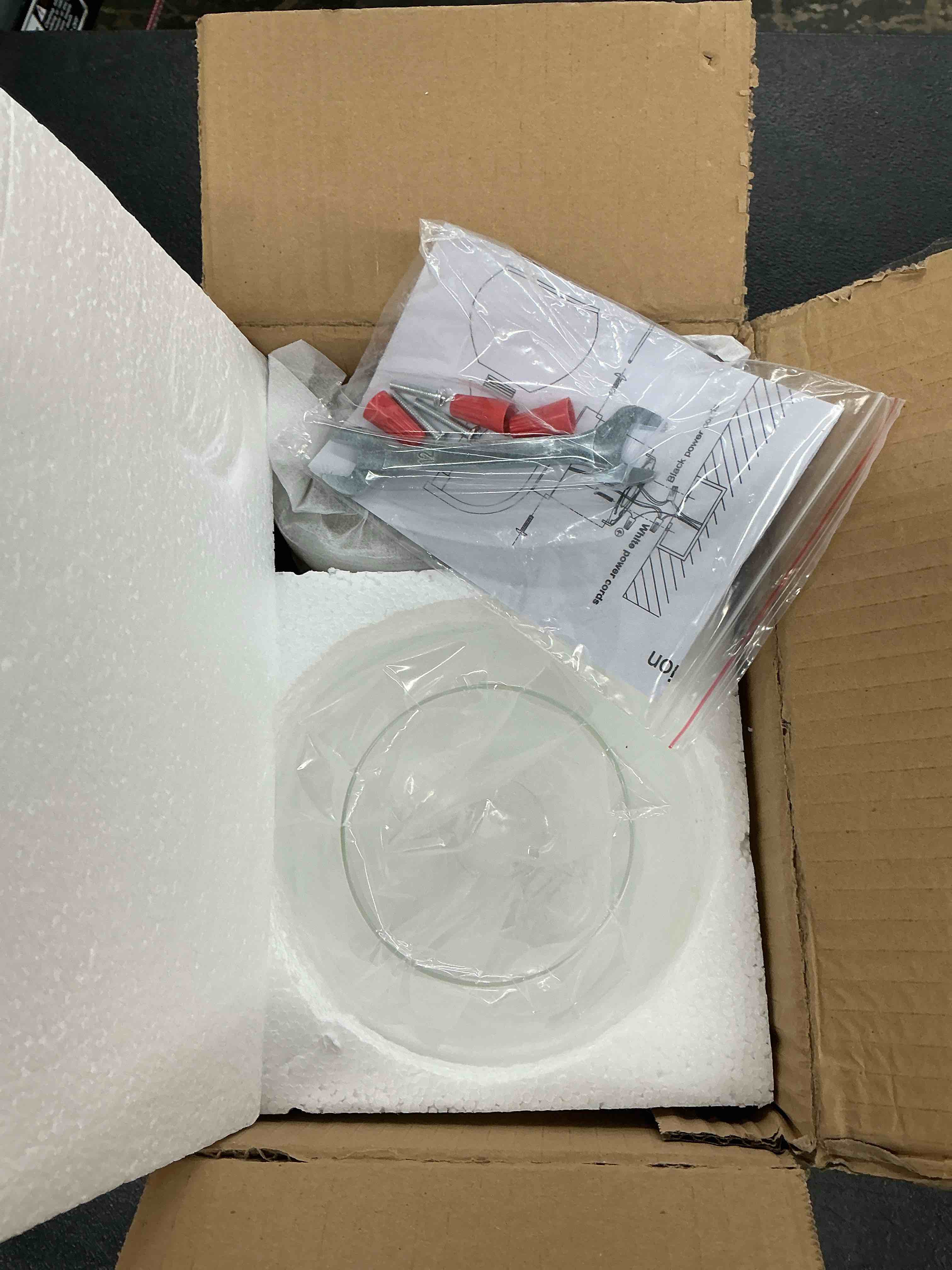 https://s3.amazonaws.com/lotting-images-prod/EmanualPiazza/PNK4022514_1777468967463.jpeg