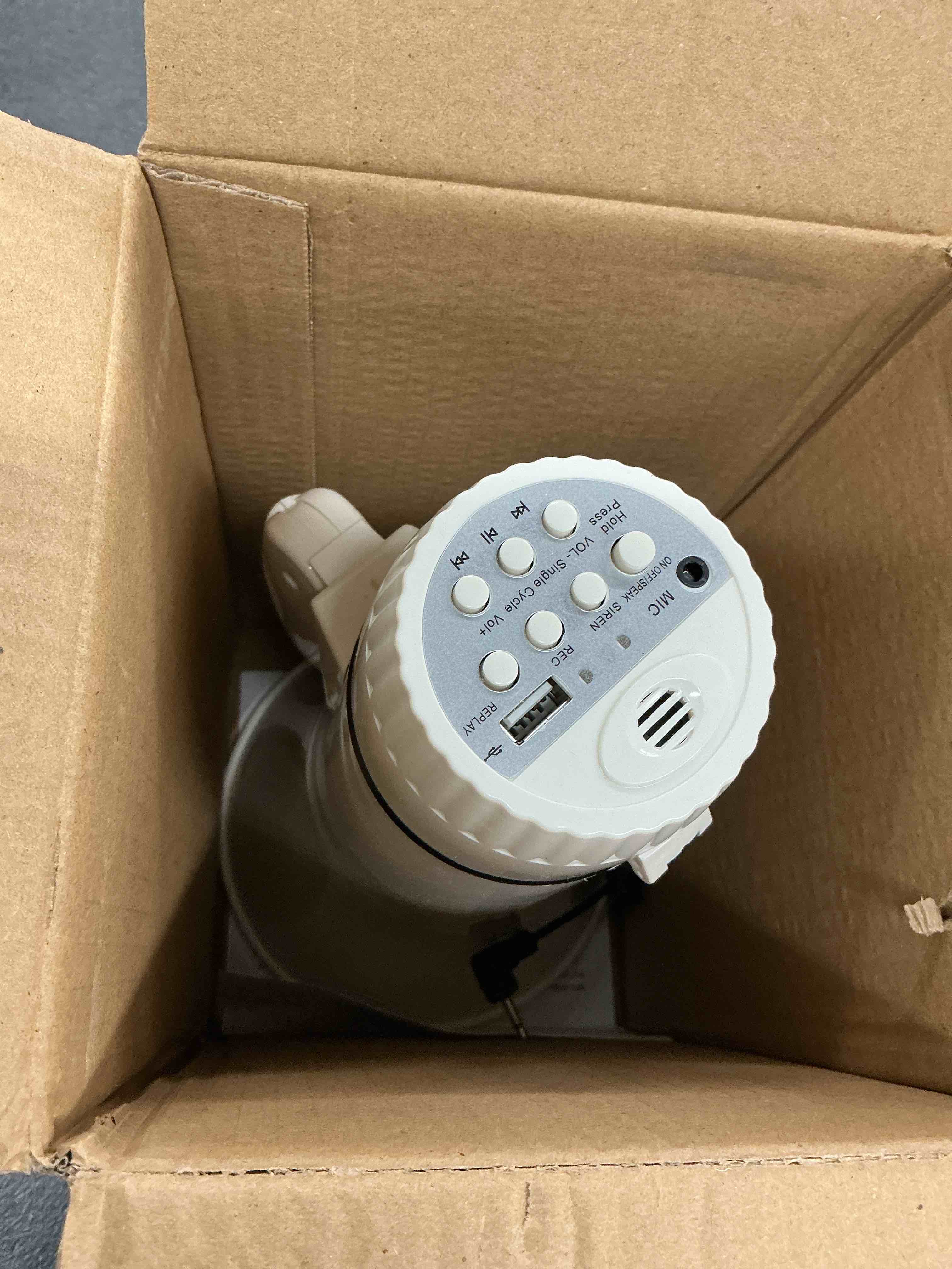 https://s3.amazonaws.com/lotting-images-prod/EmanualPiazza/PNK4022519_1777469725199.jpeg