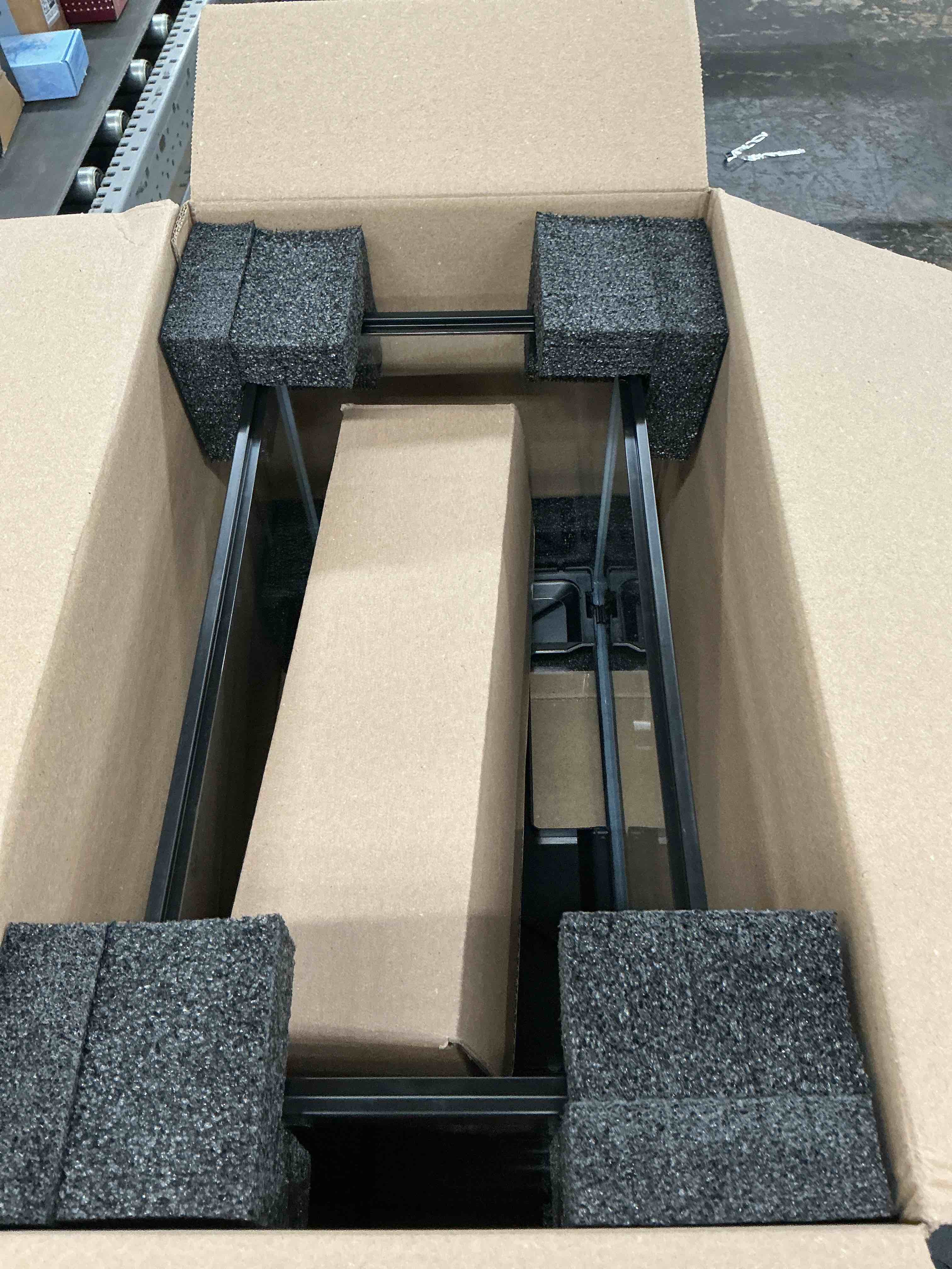 https://s3.amazonaws.com/lotting-images-prod/EmanualPiazza/PNK4022711_1777489138227.jpeg