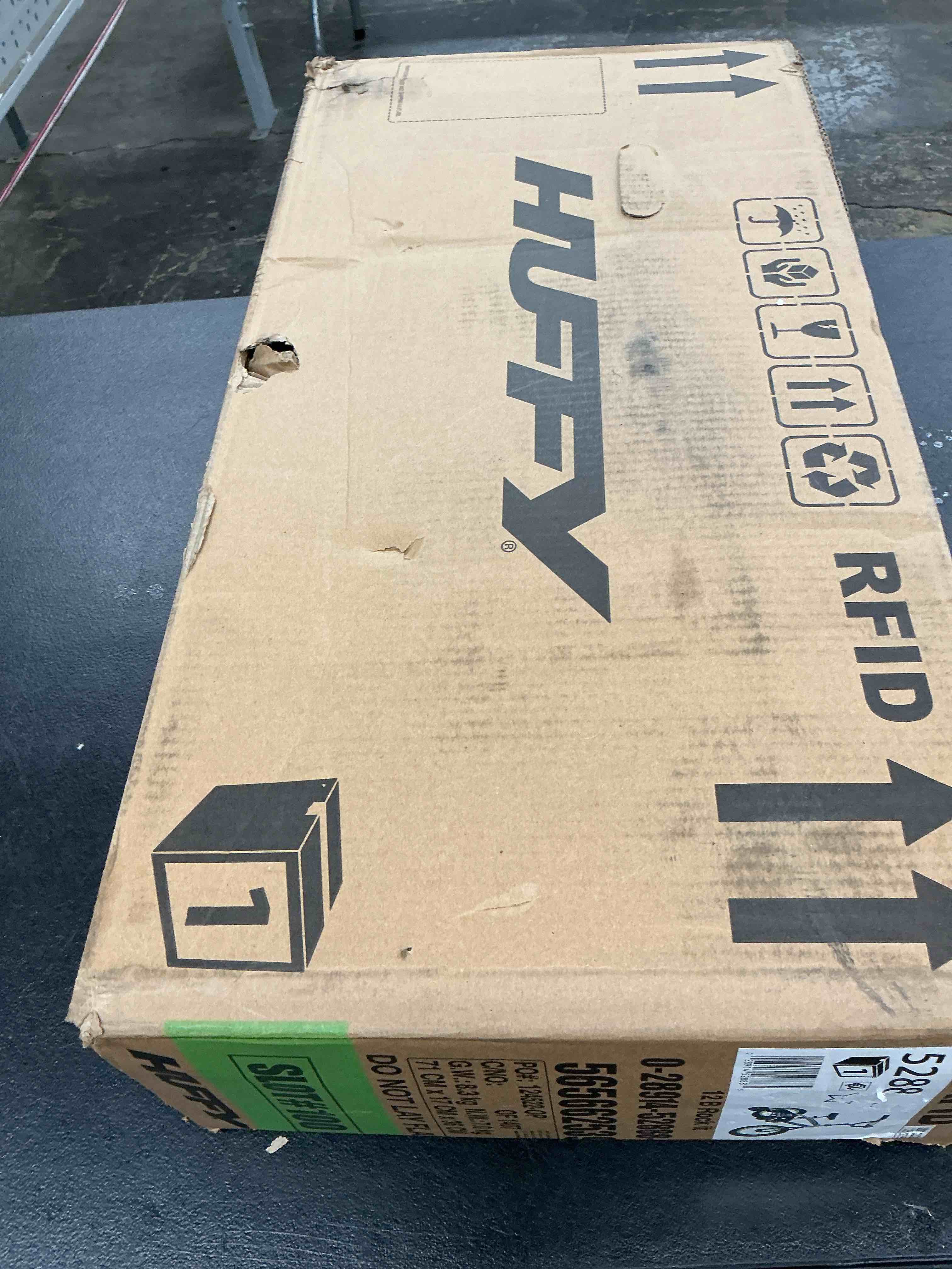 https://s3.amazonaws.com/lotting-images-prod/EmanualPiazza/PNK4022876_1777644304758.jpeg