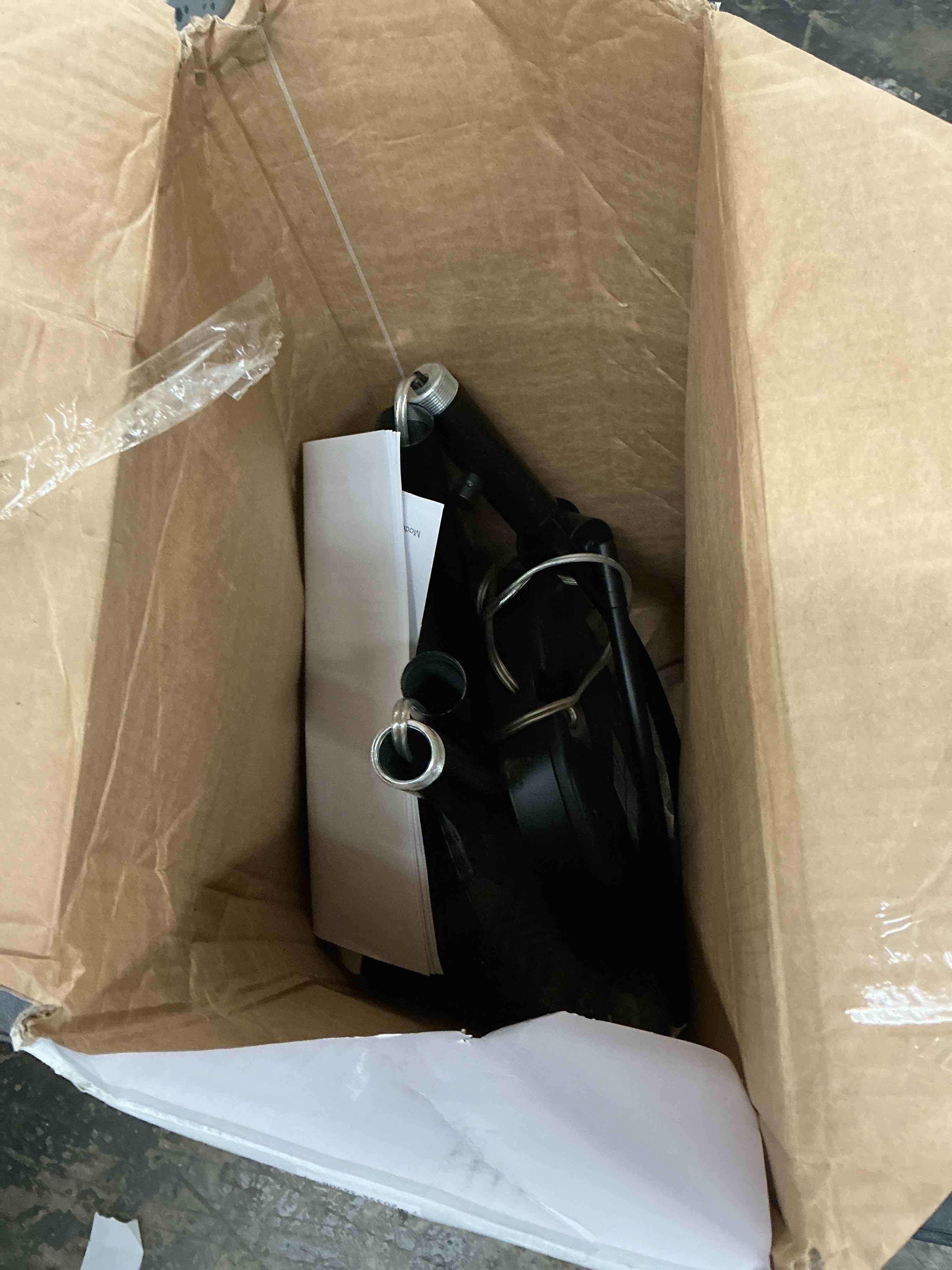 https://s3.amazonaws.com/lotting-images-prod/EmanualPiazza/PNK4022881_1777645006530.jpeg