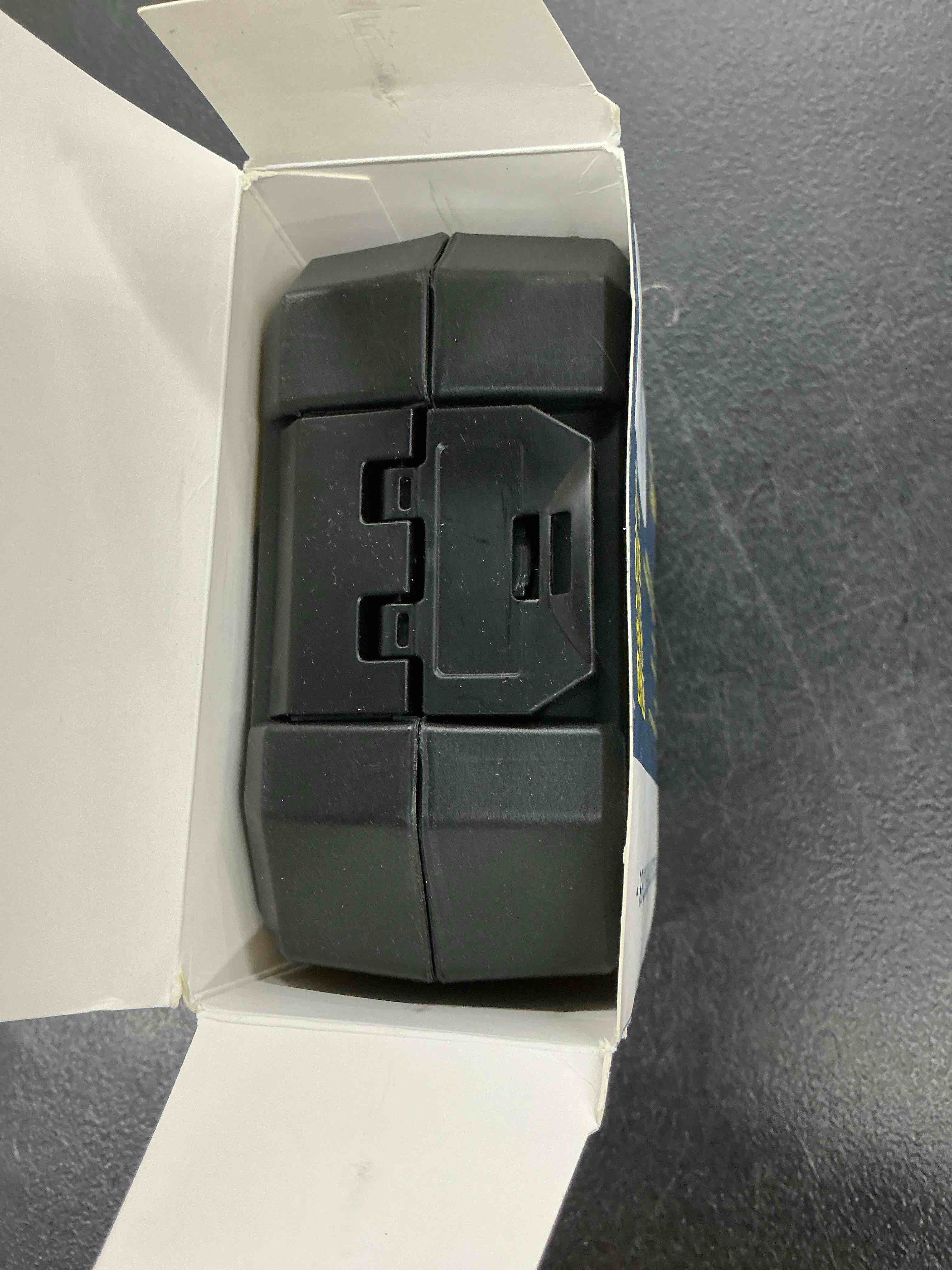 https://s3.amazonaws.com/lotting-images-prod/EmanualPiazza/PNK4023629_1778002880908.jpeg