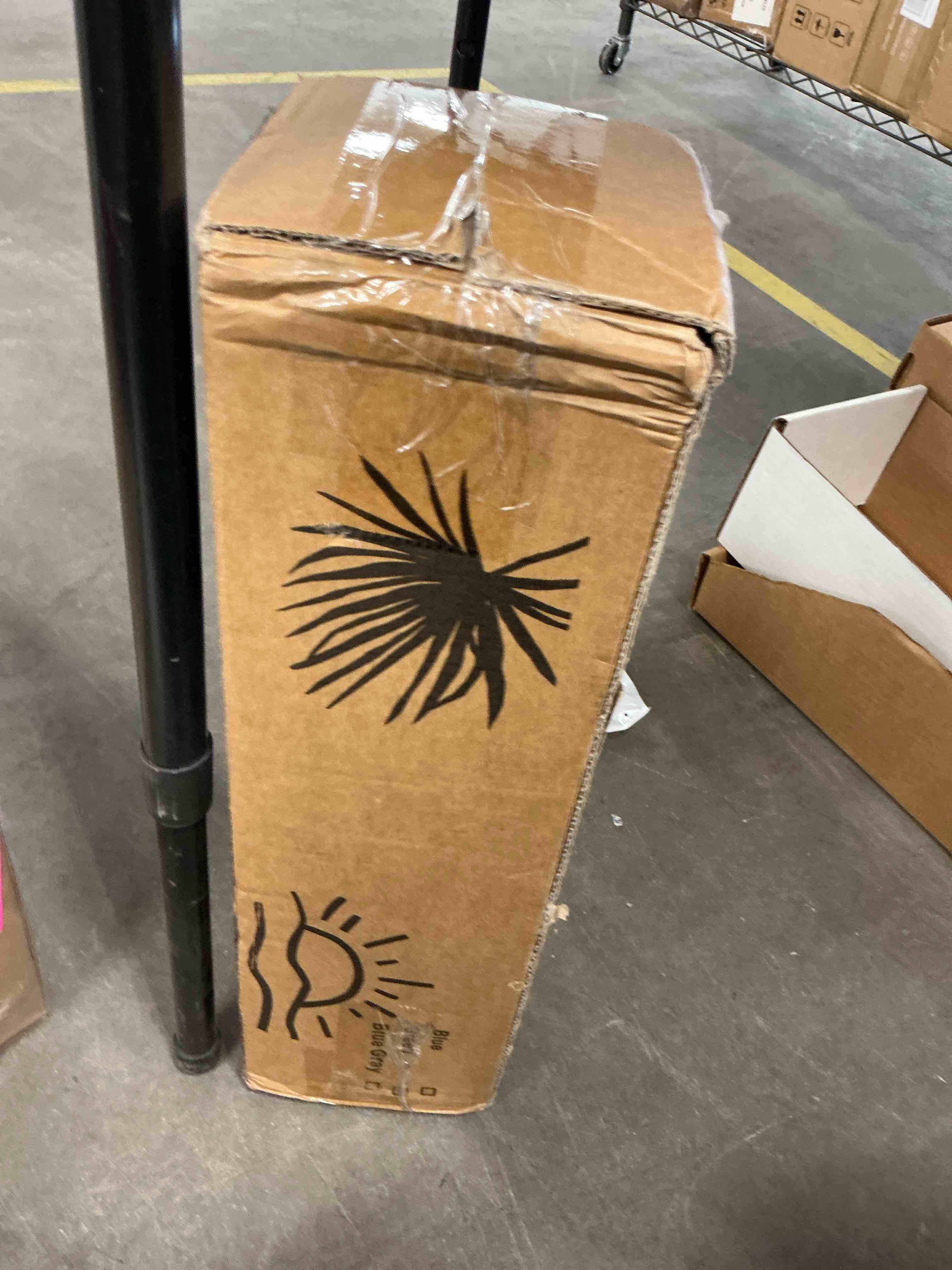 Condition photo showing Good Condition for OutdoorMaster Beach Tent for 3/4 Person - Easy Setup Sun Shade Shelter, Portable Beach Shade Sun Canopy with UPF 50+ UV Protection, Removable Skylight Family Size Green 3 Person