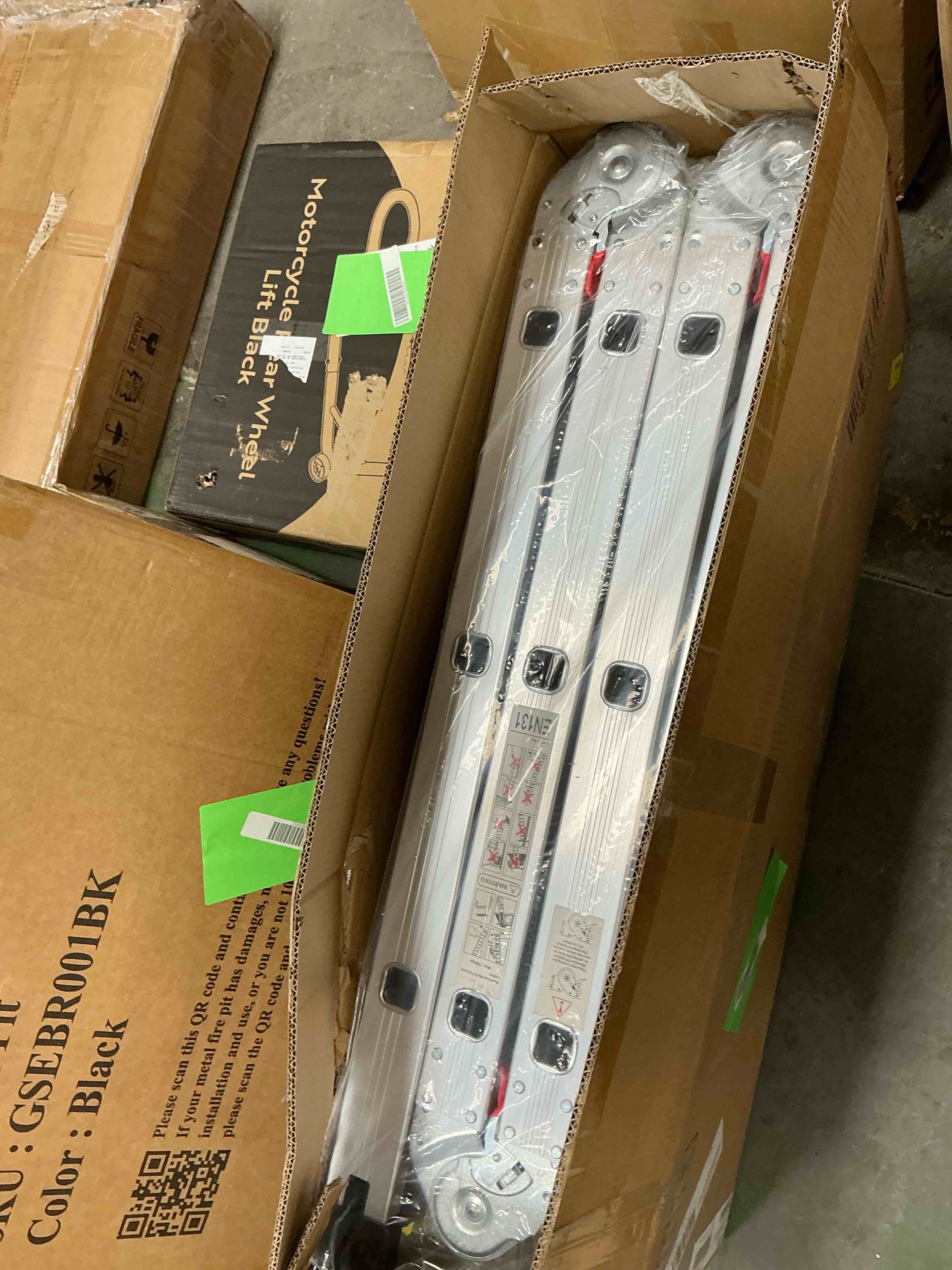 Condition photo showing New/Like New for Ktaxon 12.5FT 330lb. Step Platform Foldable Scaffold Ladder