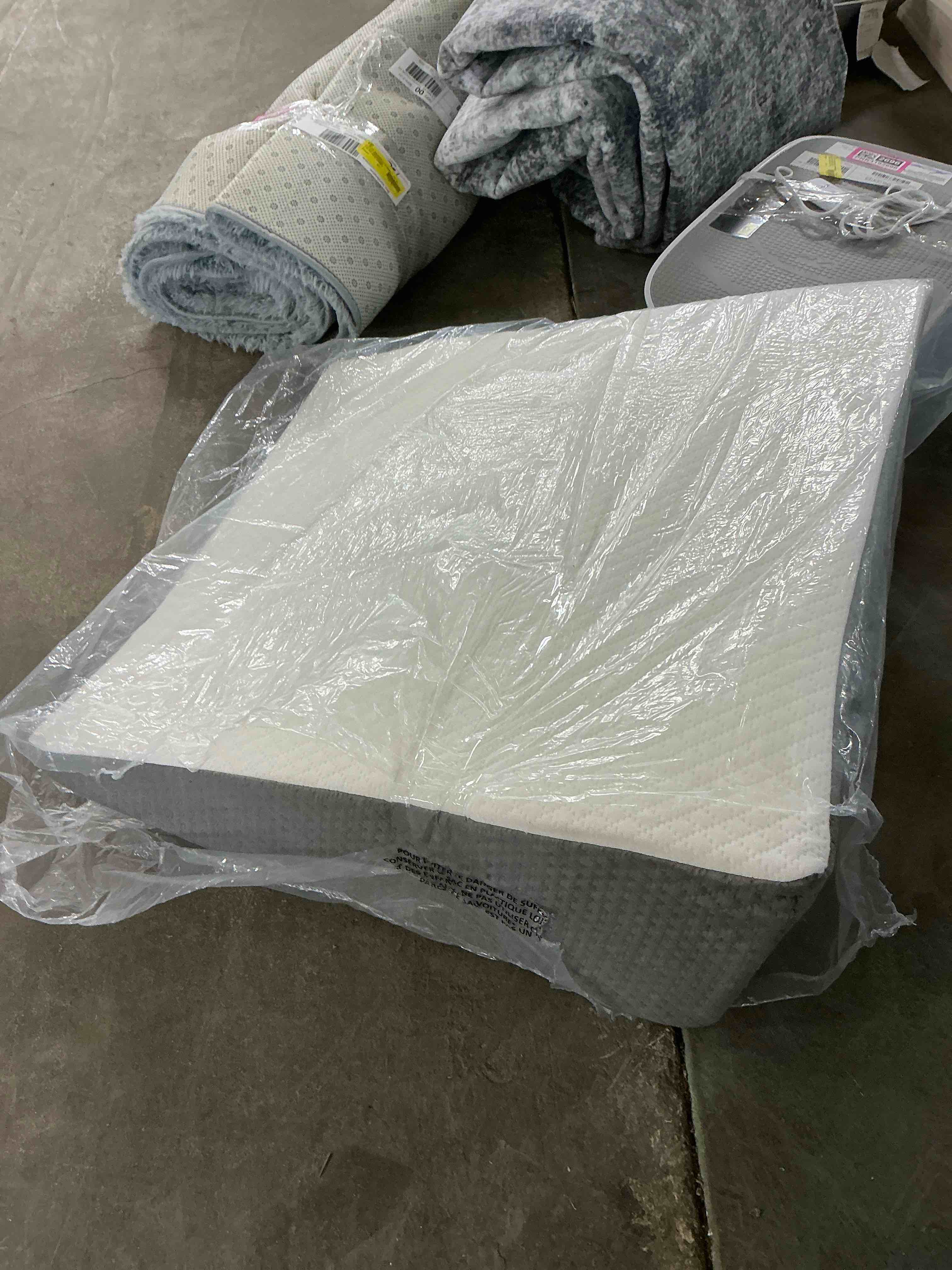 Condition photo showing Good Condition for Kolbs Bed Wedge Pillow Chic Jacquard Cover for Sleeping and Acid Reflux, Heartburn 12" Height Standard Wedge 12" Height