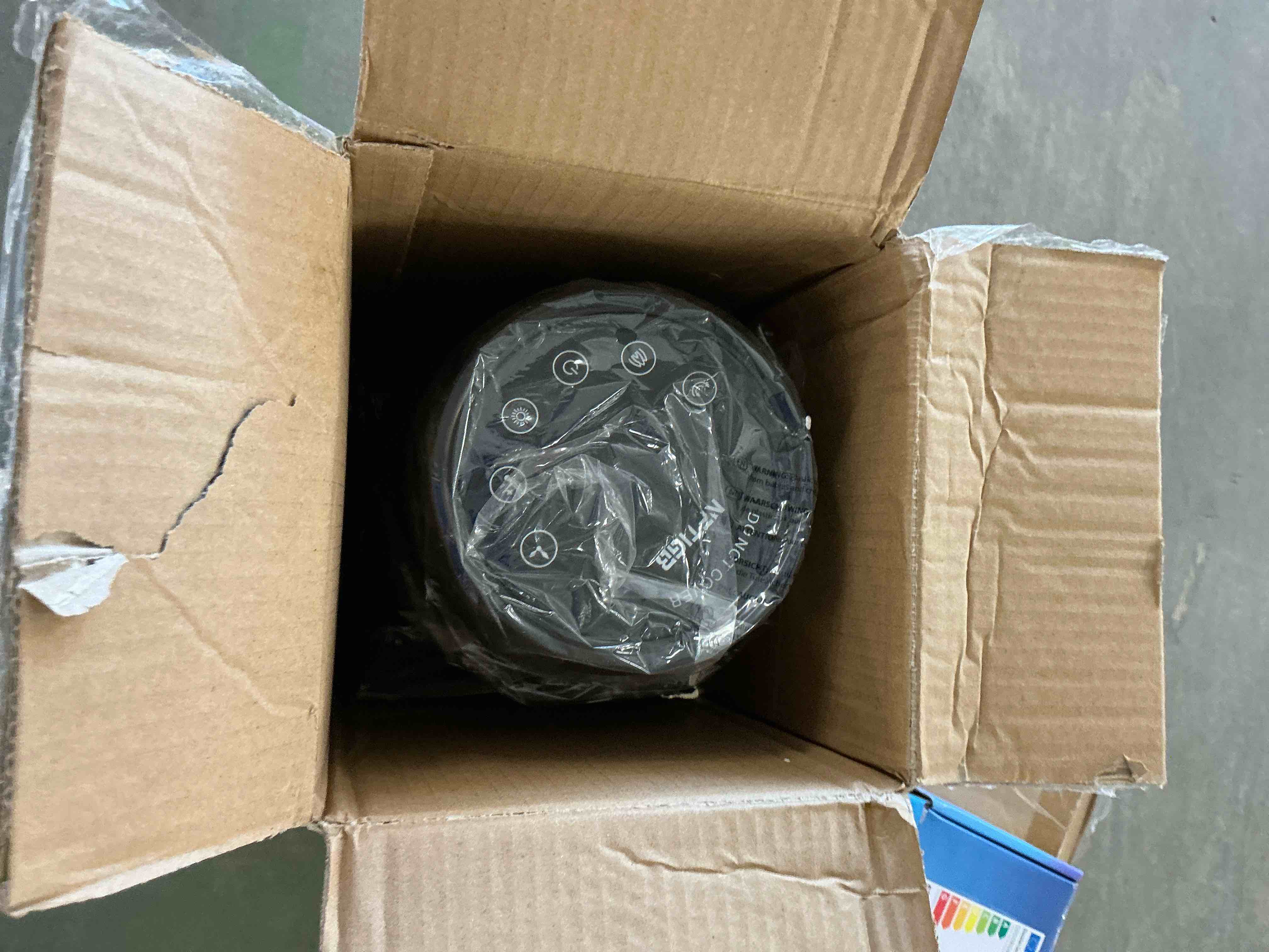 Condition photo showing New/Like New for NFTIGB Space Heater, 1500W Quiet Oscillating Ceramic Heater for Large Room, PTC Electric Heater with Realistic 3D Flame Effect, Remote Control, Thermostat, for Office, Bedroom, Indoor Use