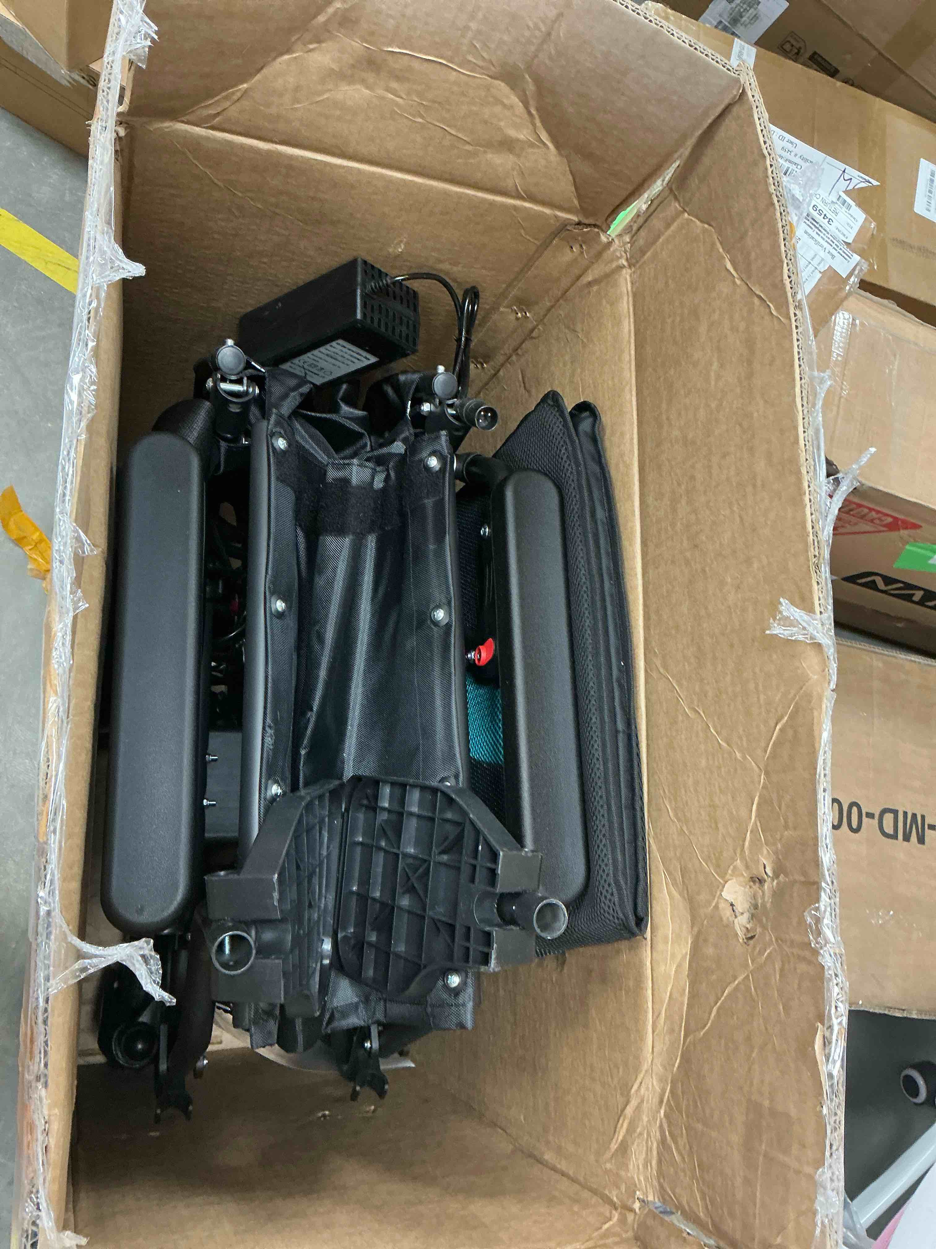 Condition photo showing Good Condition for COOLHUT Electric Wheelchair, 20+ Miles Long-Range (350LBS) Lightweight Portable Electric Wheelchair for Adults, Smart Motorized Mobility Scooter with 360° Joystick, 8-Yeas Warranty