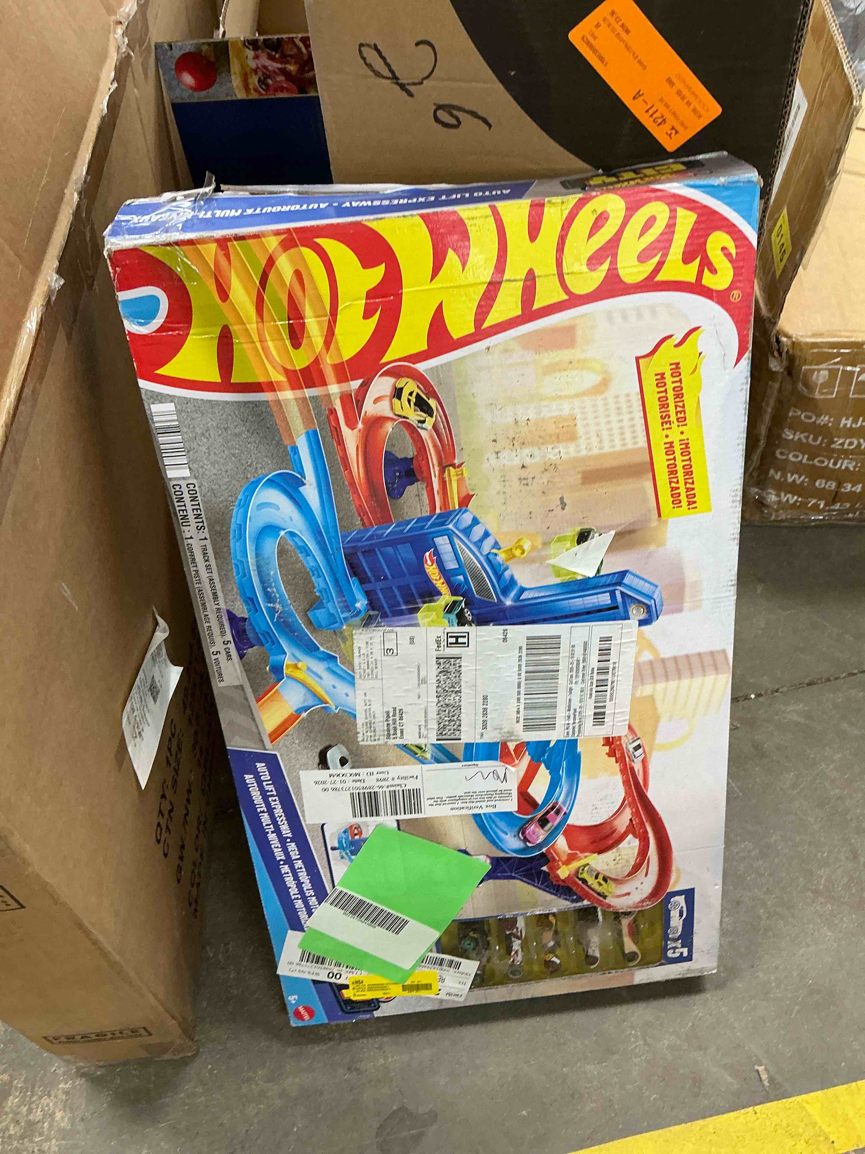 Condition photo showing Good Condition for Hot Wheels Auto Lift Expressway Track and Toy Cars Playset, Multi