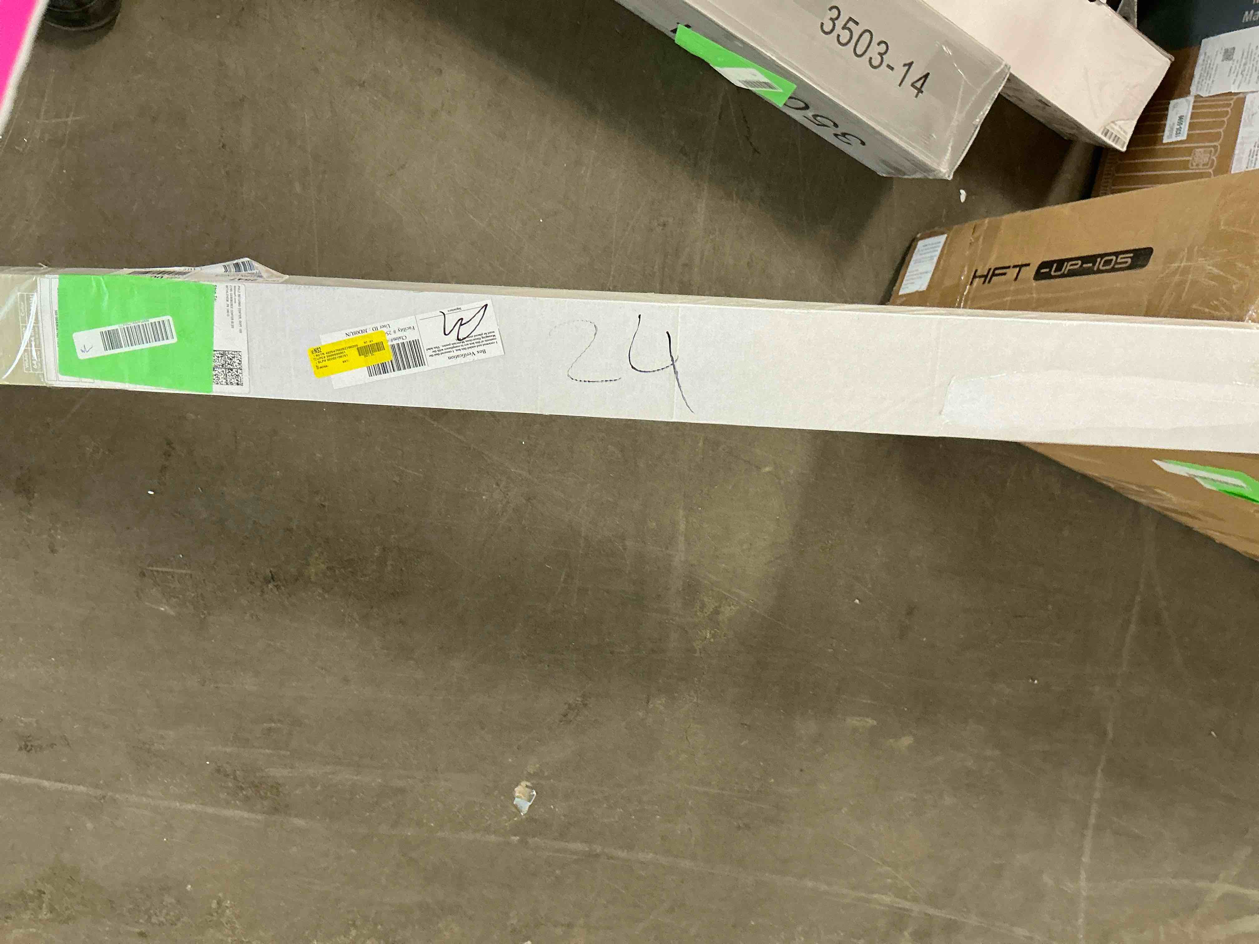 Condition photo showing Good Condition for Achim Cordless GII Morningstar 1  Light Filtering Mini Blind - 64  W x 64  L  Alabaster