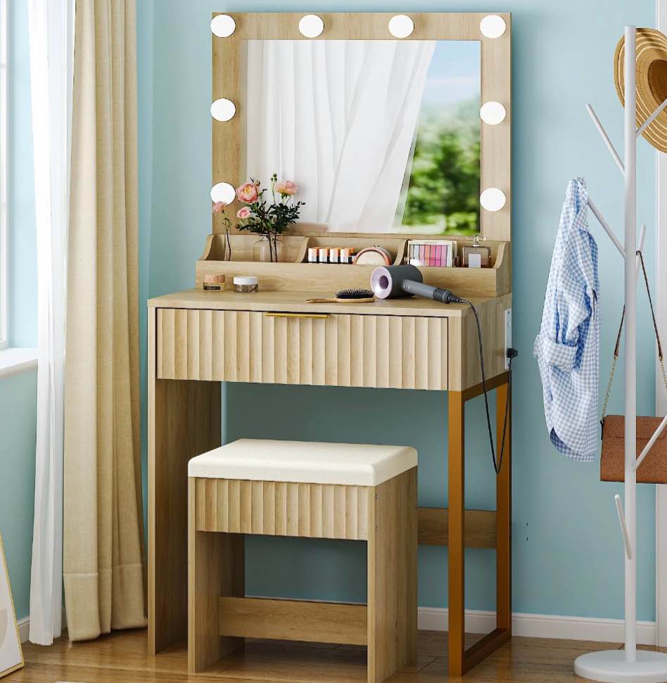 ktaxon flutted makeup vanity table 8 led lights, dressing desk with charging station, for femal gift, wood color