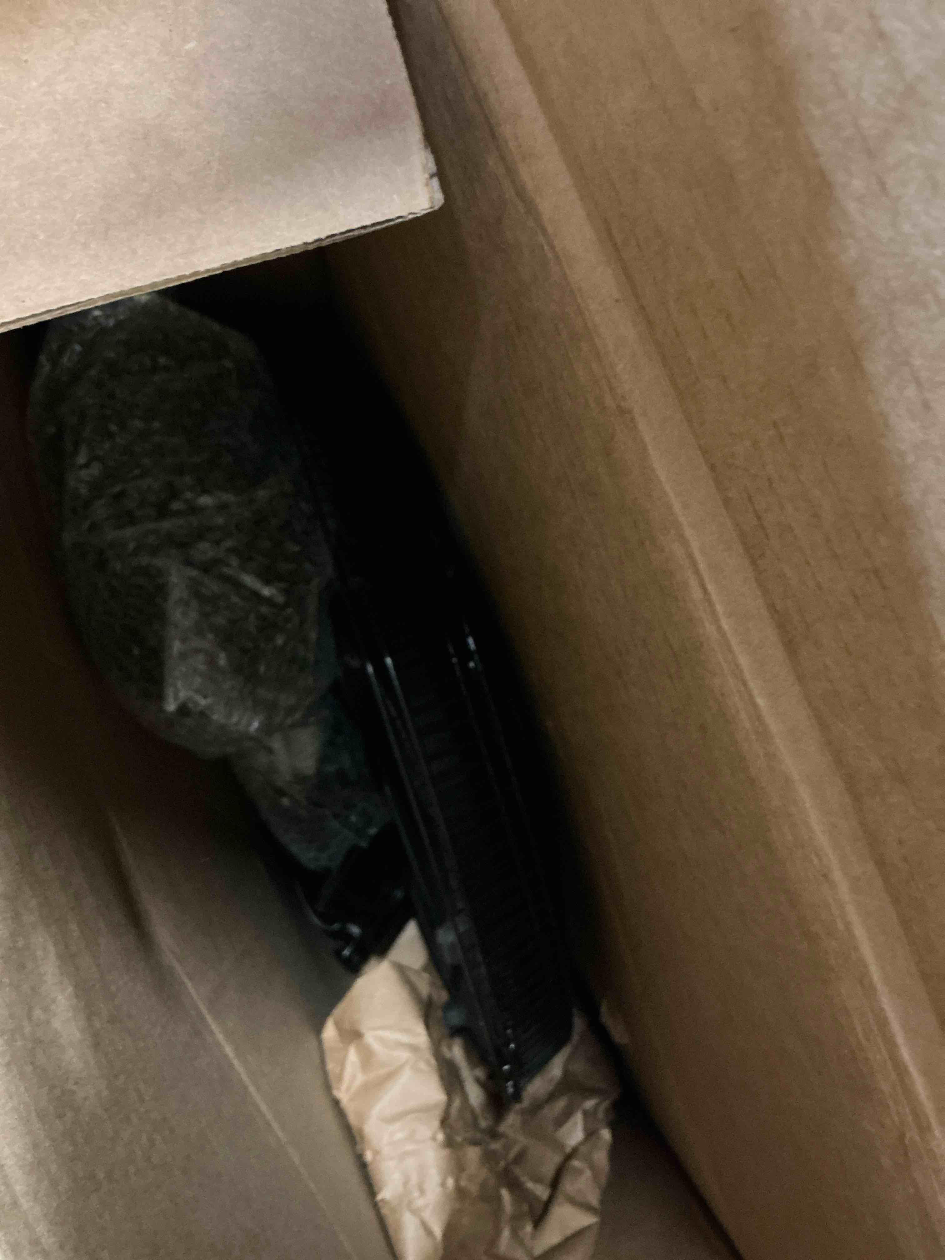 Condition photo showing Good Condition for Qunler 18" Oscillating Pedestal Fan with Remote and Timer, Adjustable High-Velocity Quiet Electric Standing Up Fan for Home and Bedroom, Black