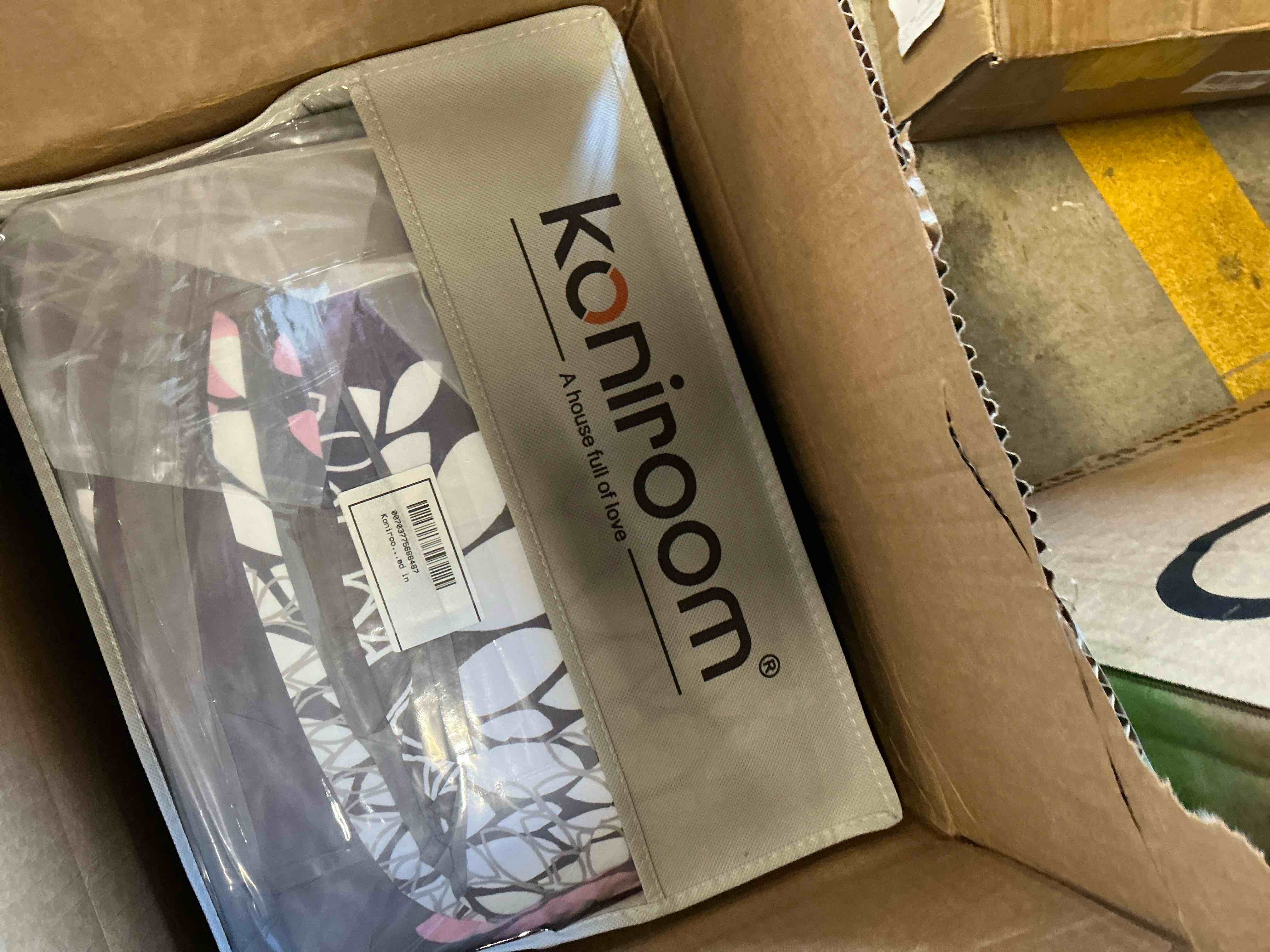 Condition photo showing New/Like New for Koniroom 8-Piece Pink and Grey Queen Comforter Set - Reversible Floral Bed in a Bag with Sheets, Pillowcases, Shams, and Decorative Pillow Cover for Teen Girls and Women