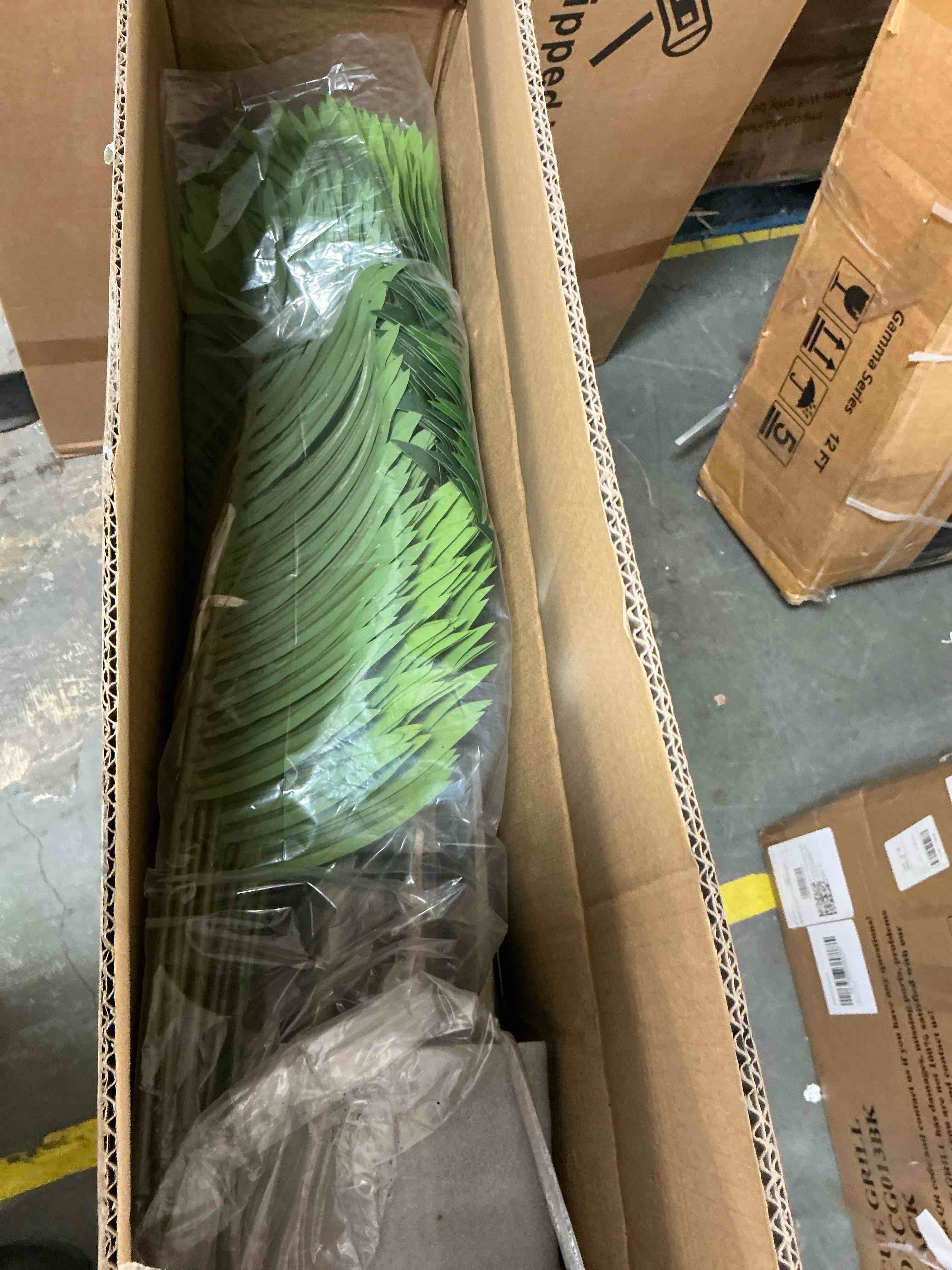 Condition photo showing New/Like New for HiPlants 6ft Artificial Palm Plants, 6ft Fake Palm Tree, Pre Potted Faux Greenry Tree for Home Decor Office House Living Room Indoor Outdoor, Big Fake Plants Fake House Plants