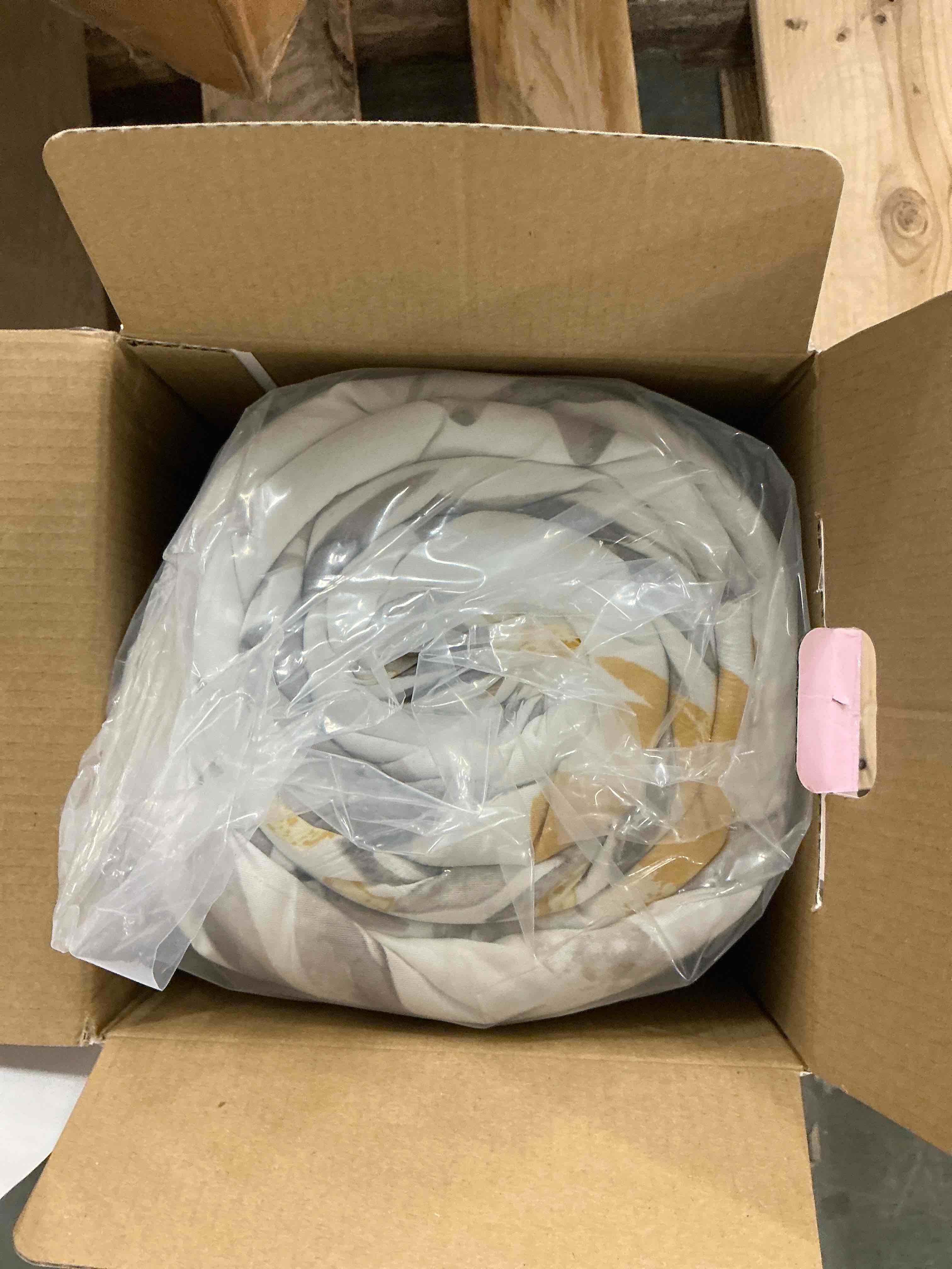 Condition photo showing New/Like New for Jessy Home 1 Piece Queen Comforter Floral Comfort Yellow Floral Summer Quilts Soft Cooling Comforter 1 Comforter