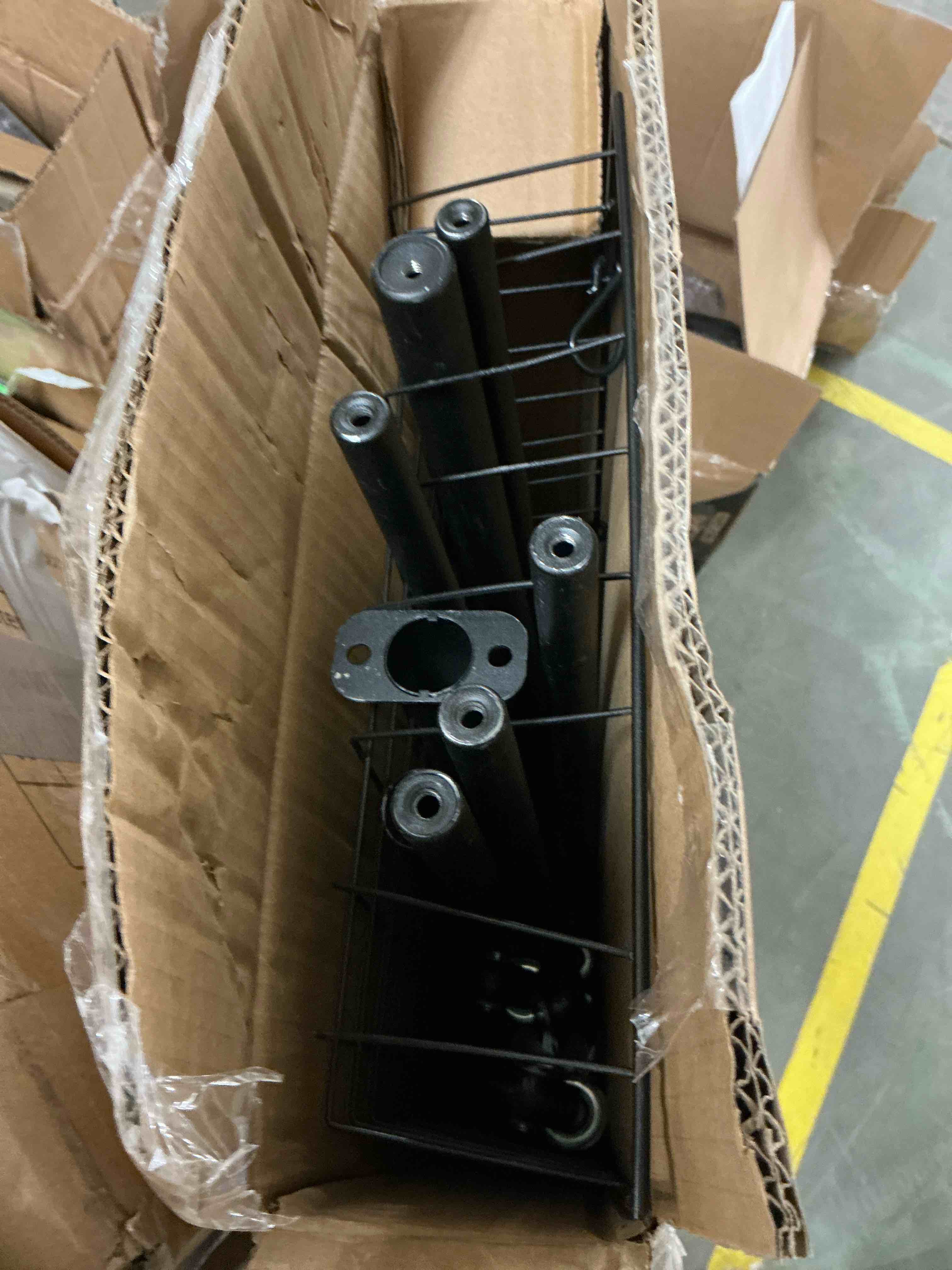 Condition photo showing Good Condition for Flngr Heavy Duty Clothes Rack Load 260 lbs, Standing Rolling Clothing Rack for Hanging Clothes with Sturdy Wheels & Shelves