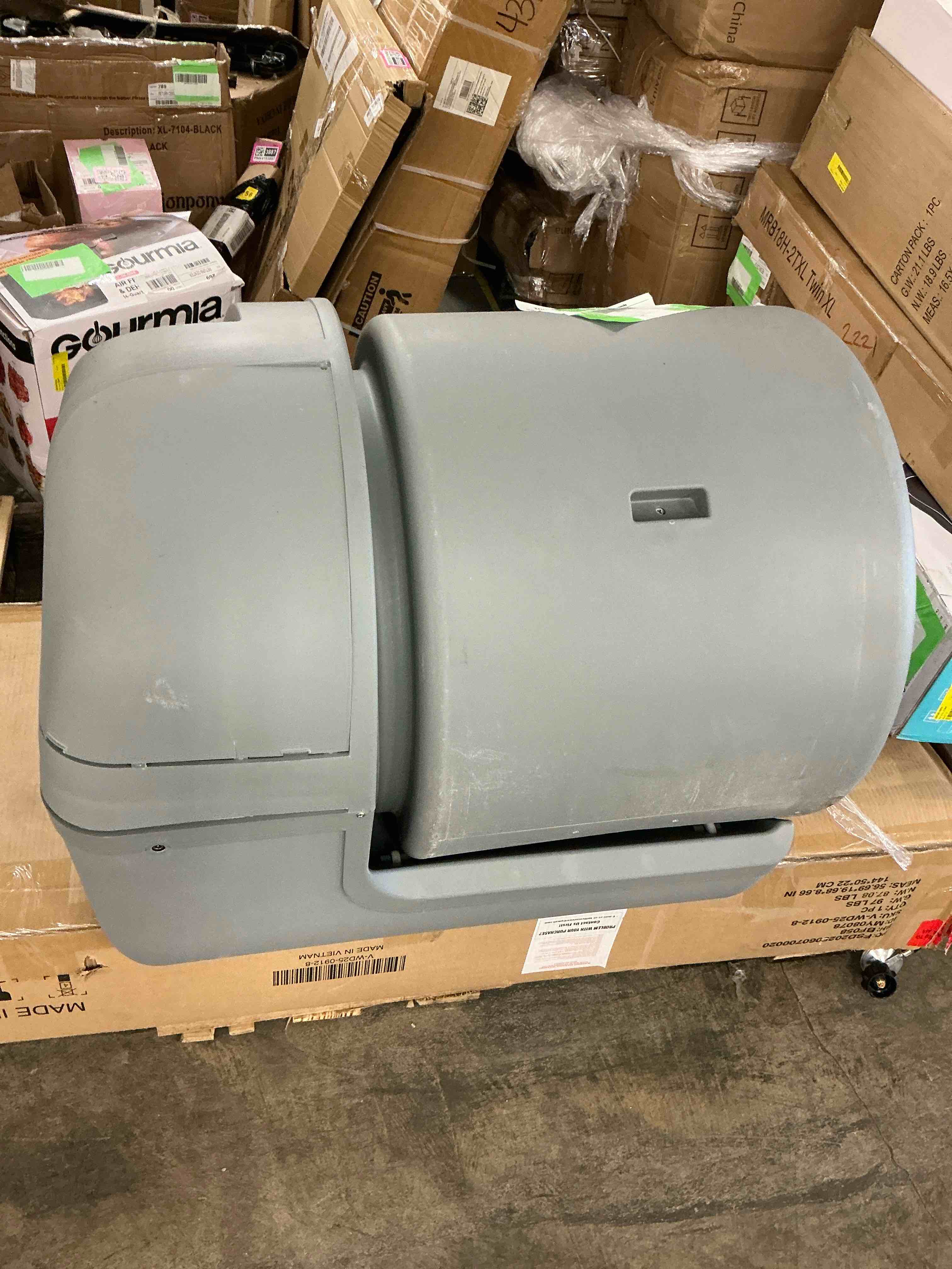 Condition photo showing Good Condition for Extra Large Self Cleaning Cat Litter Box with APP Control & Safe Alert & Smart Health Monitor  Grey