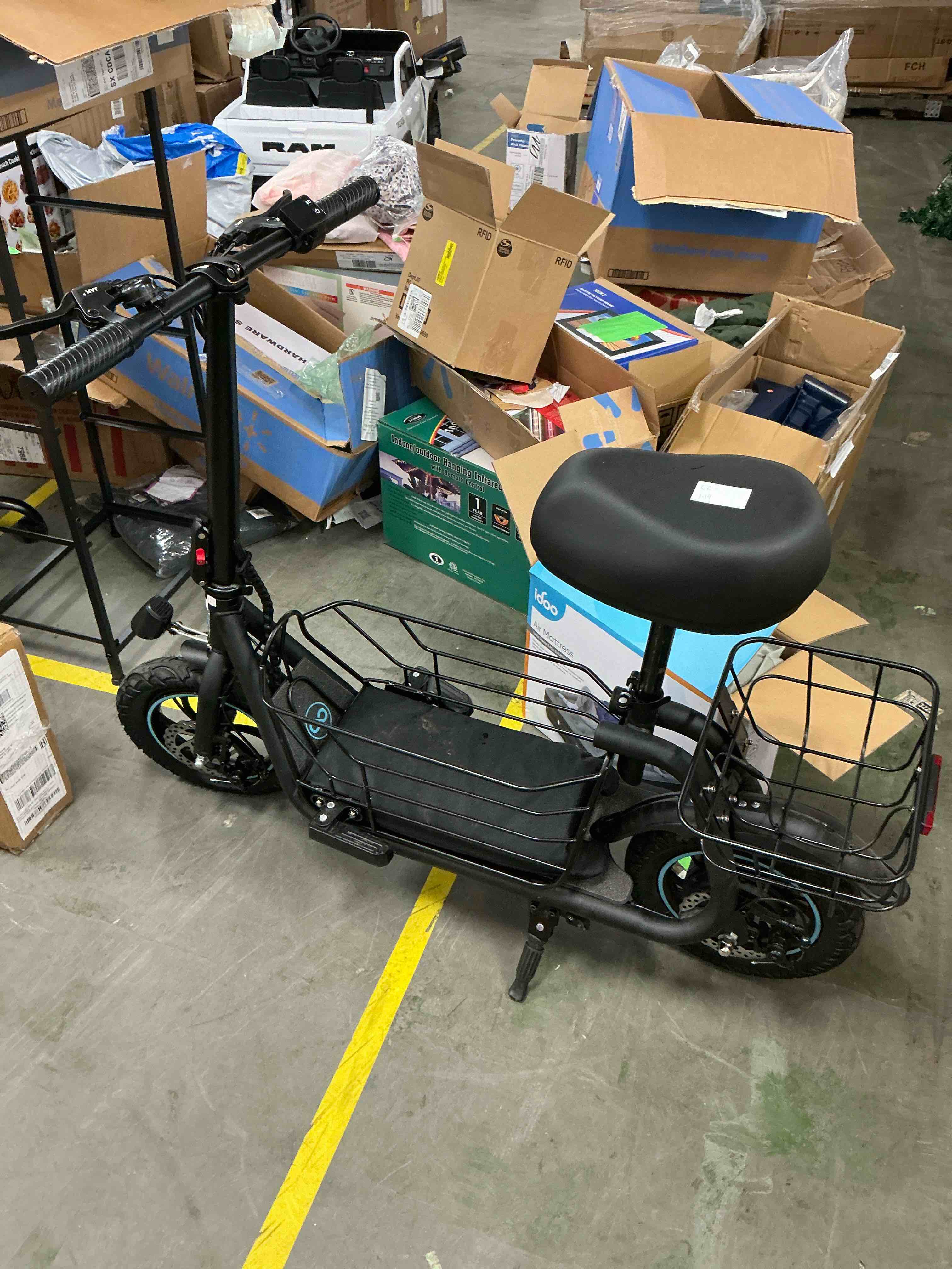 Condition photo showing Good Condition for MIHOVER 19MPH Foldable 550W Electric Scooter with Seat for Adult  12 inch Commuter E Scooter for Pets with Front & Back Basket & Dog Mat  Bigger Seat - up to 21 Miles