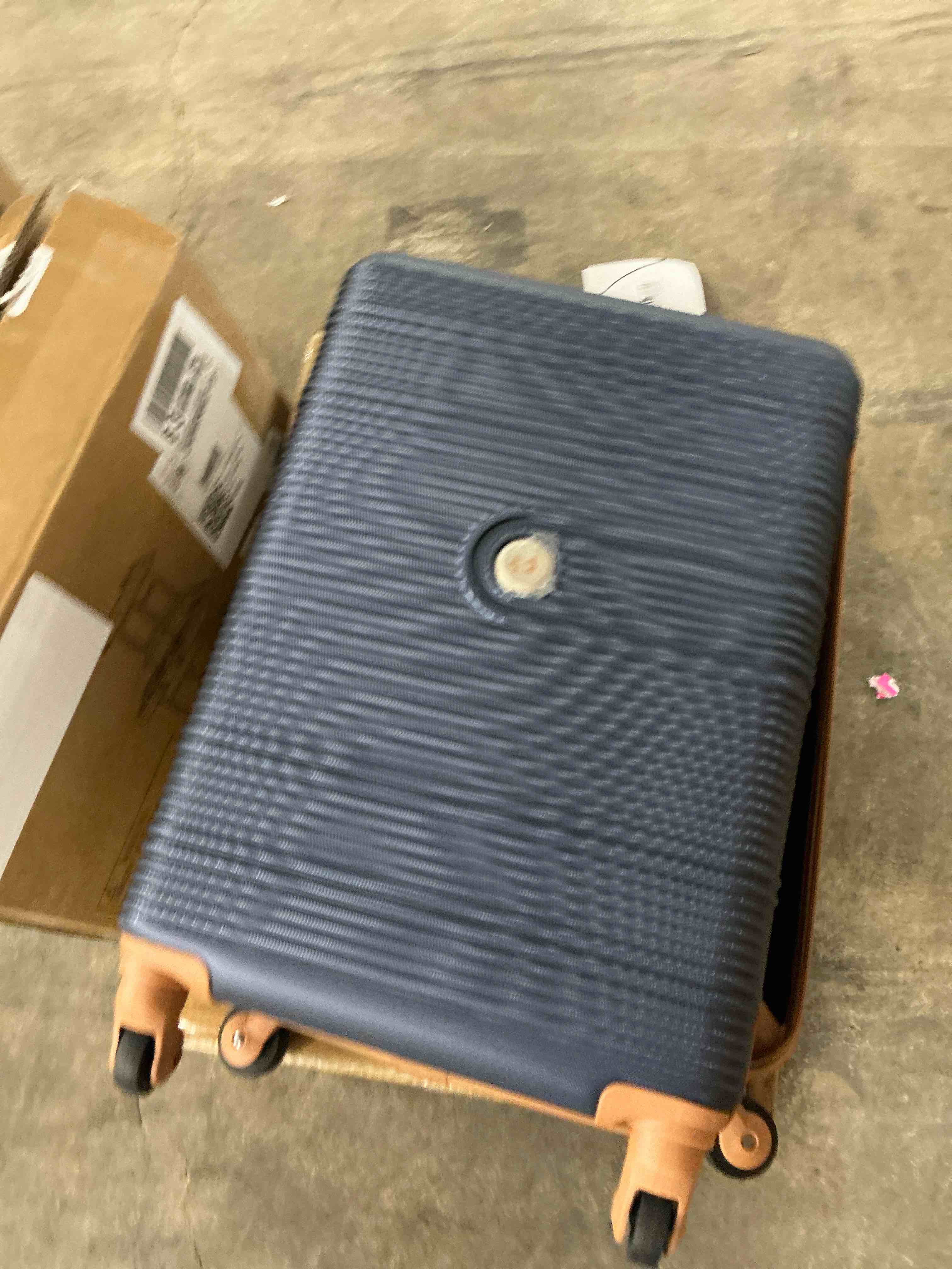 Condition photo showing New/Like New for Travelhouse TH6608-4NB 3 Piece Hardshell 