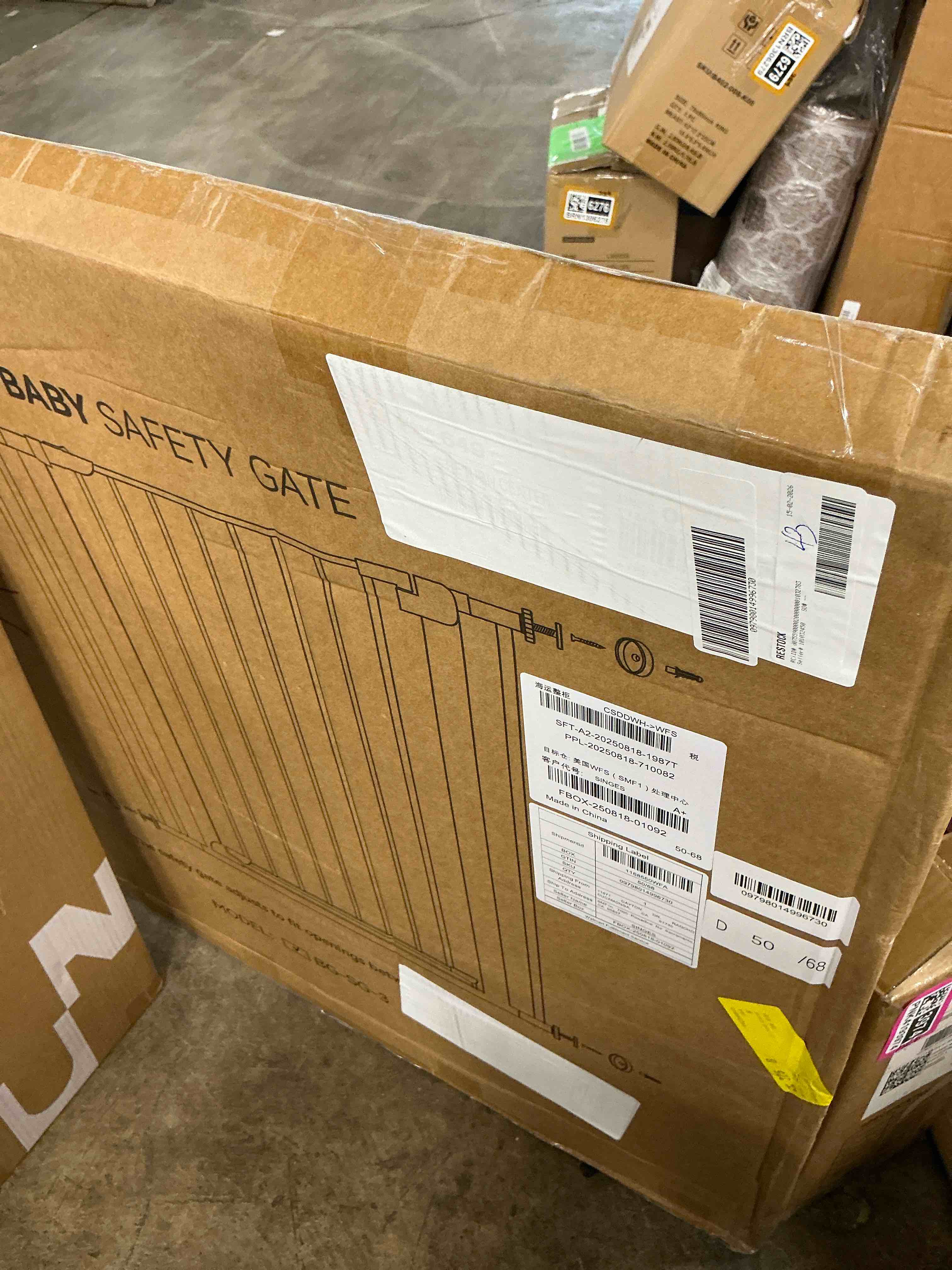 Condition photo showing New/Like New for Baby Safety Gate, Baby Gates for Top Stairs Doorway, 29.5''- 40.5''Wide Pressure Mount, White
