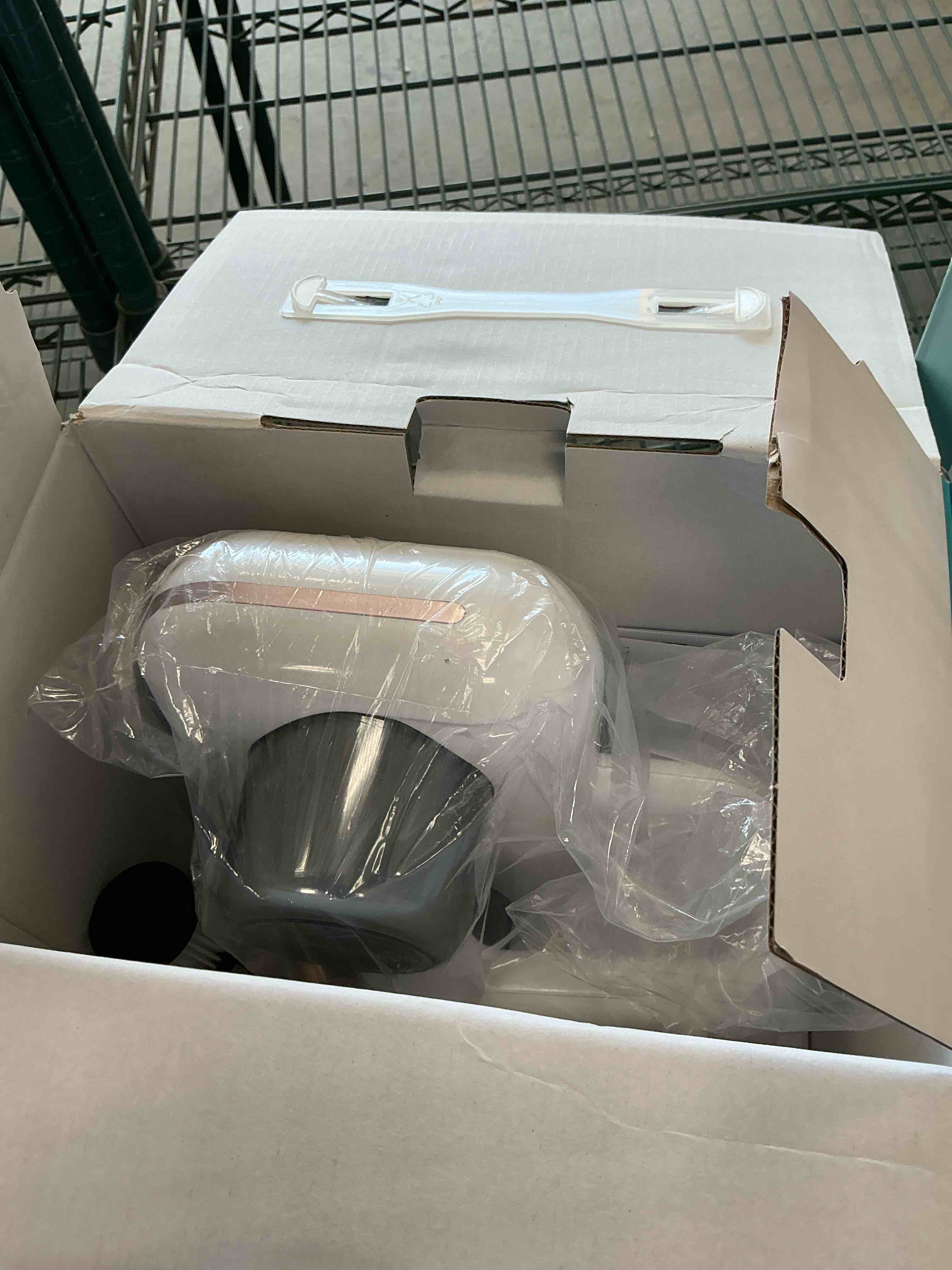 Condition photo showing New/Like New for Mattress Vacuum Cleaner - 5-in-1 Cordless Bed Vacuum Cleaner, Powered by UV-C Light & Ultrasonic Technology, 16Kpa Strong Suction,Low Noise,Suitable for Dust, Pet Hair, Etc. White