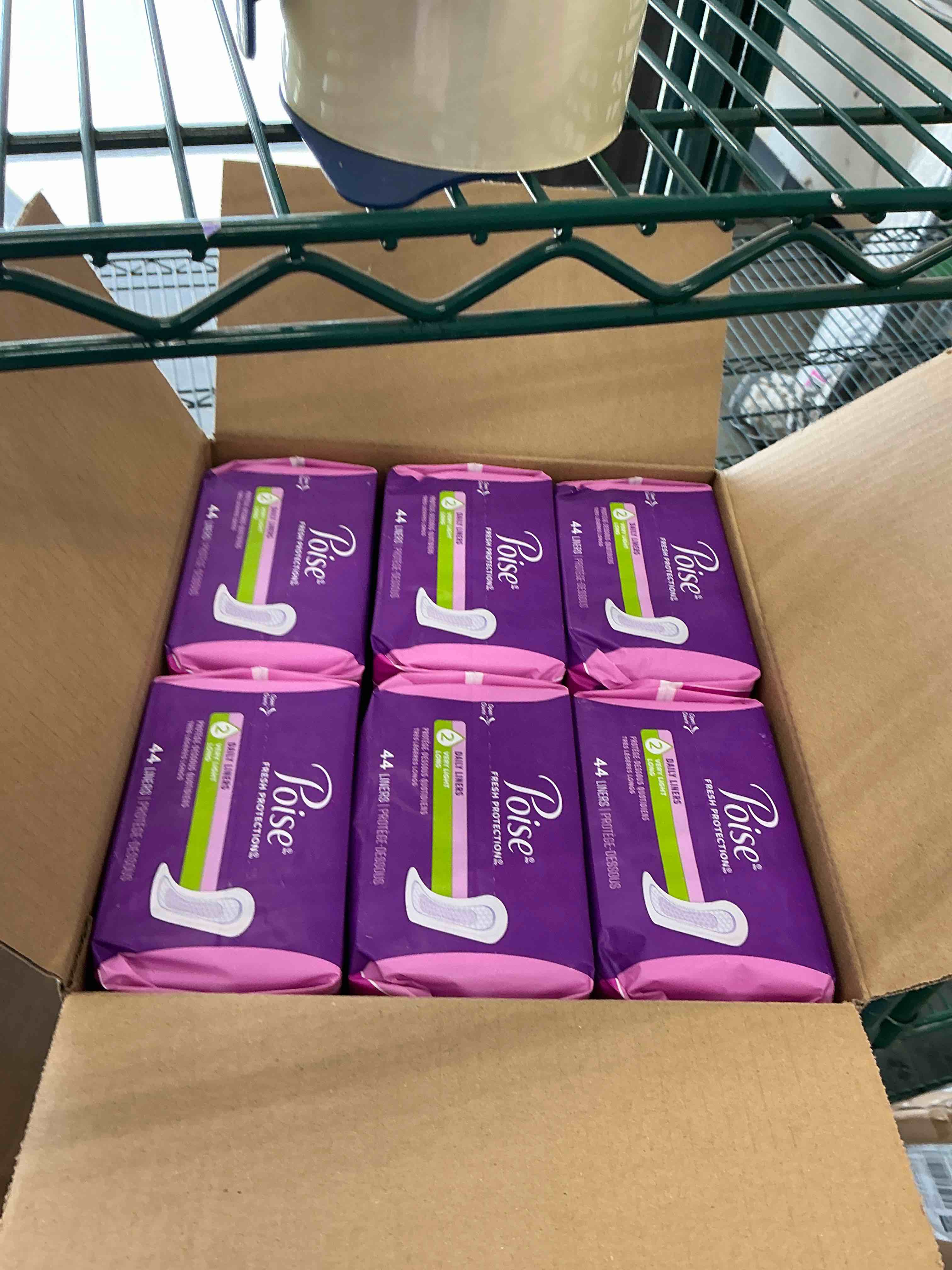 Condition photo showing New/Like New for Poise Daily Liners, Incontinence Panty Liners for Bladder Leaks, 2 Drop Very Light Absorbency, Long Length, 264 Count of Pantiliners (6 Packs of 44), Packaging May Vary Long Length 264