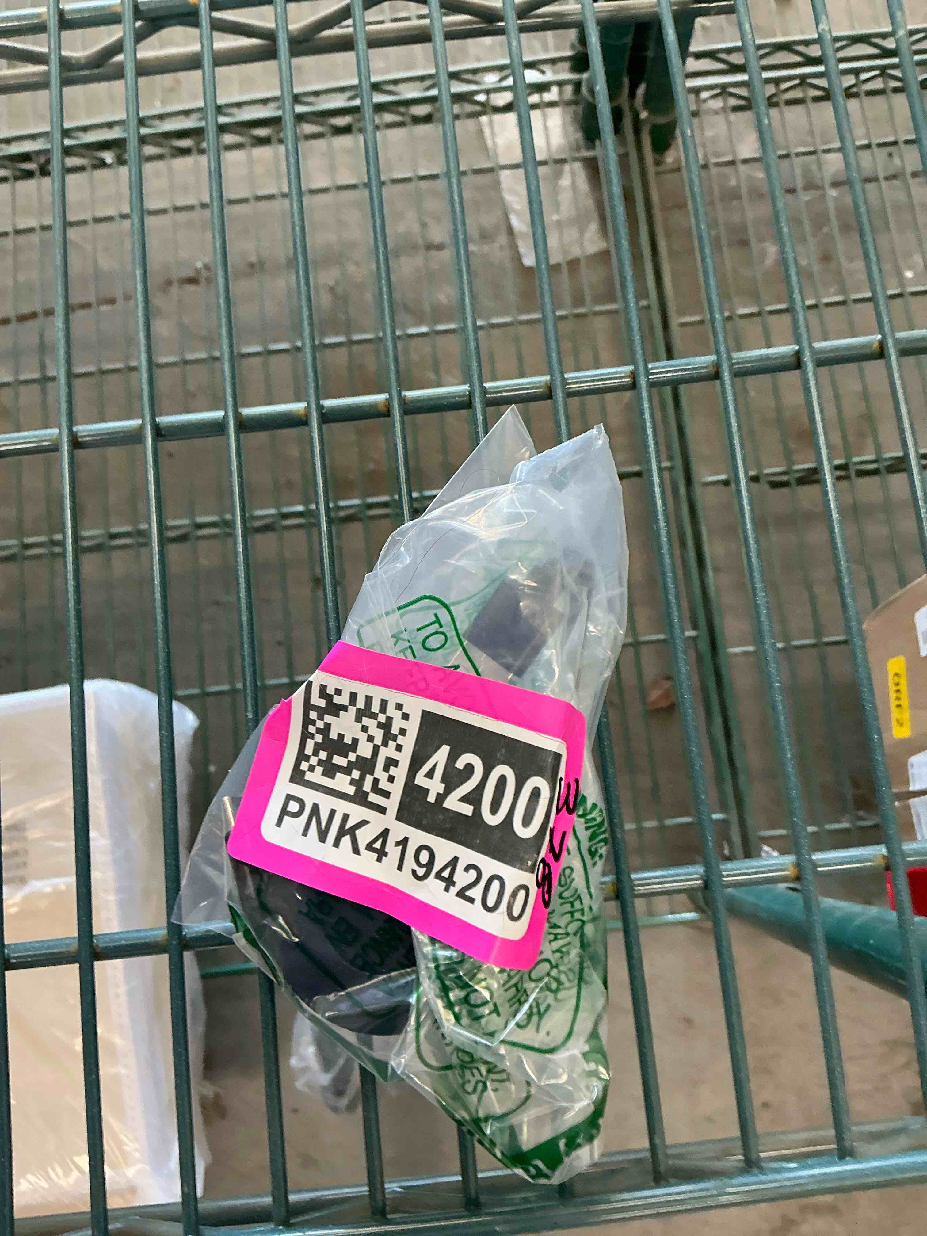 Condition photo showing Good Condition for AGVEE 0.3ft Fixed / 2.3ft Extend USB-A to C Charger Cable Mountable One Way Retractable 2.4A Fast Charging Cord, Pocket-Sized for iPhone 16 15, Samsung, Android, Desk Organizer, Black 0.3ft Fixed / 2.3ft Extend USB-A to C Black