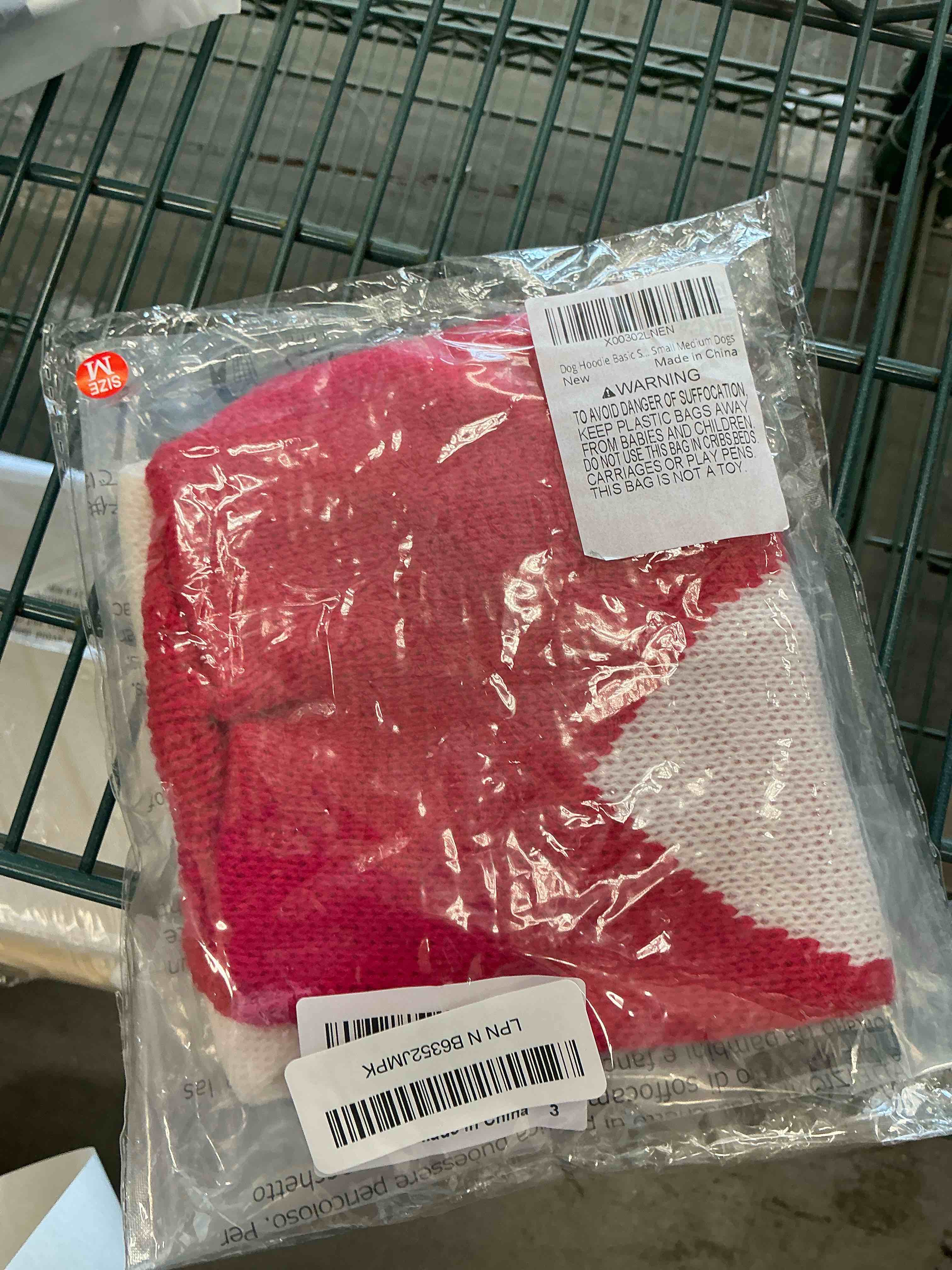 Condition photo showing Good Condition for Pet Dog Knitted Sweaters Knitwear Turtleneck Pajamas Soft Winter Warm Puppy Valentine Clothing Christmas Clothes Heart Doggie Apparel for Cats Dogs (M)