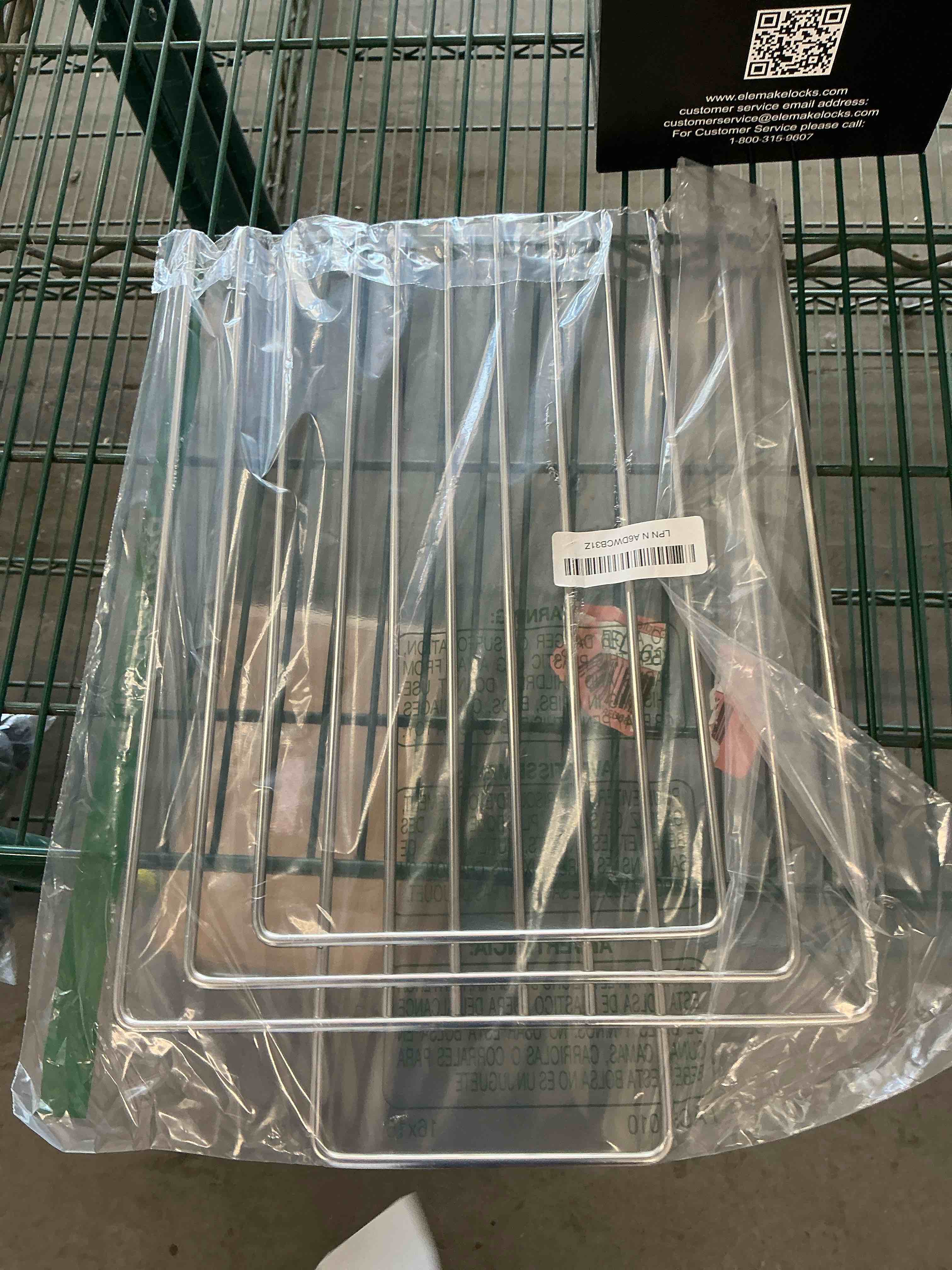 Condition photo showing Good Condition for 12" Wide and Smaller Trap Divider - Superior Stainless Steel Cat Trap Fork Divider, Small Pets Fork 