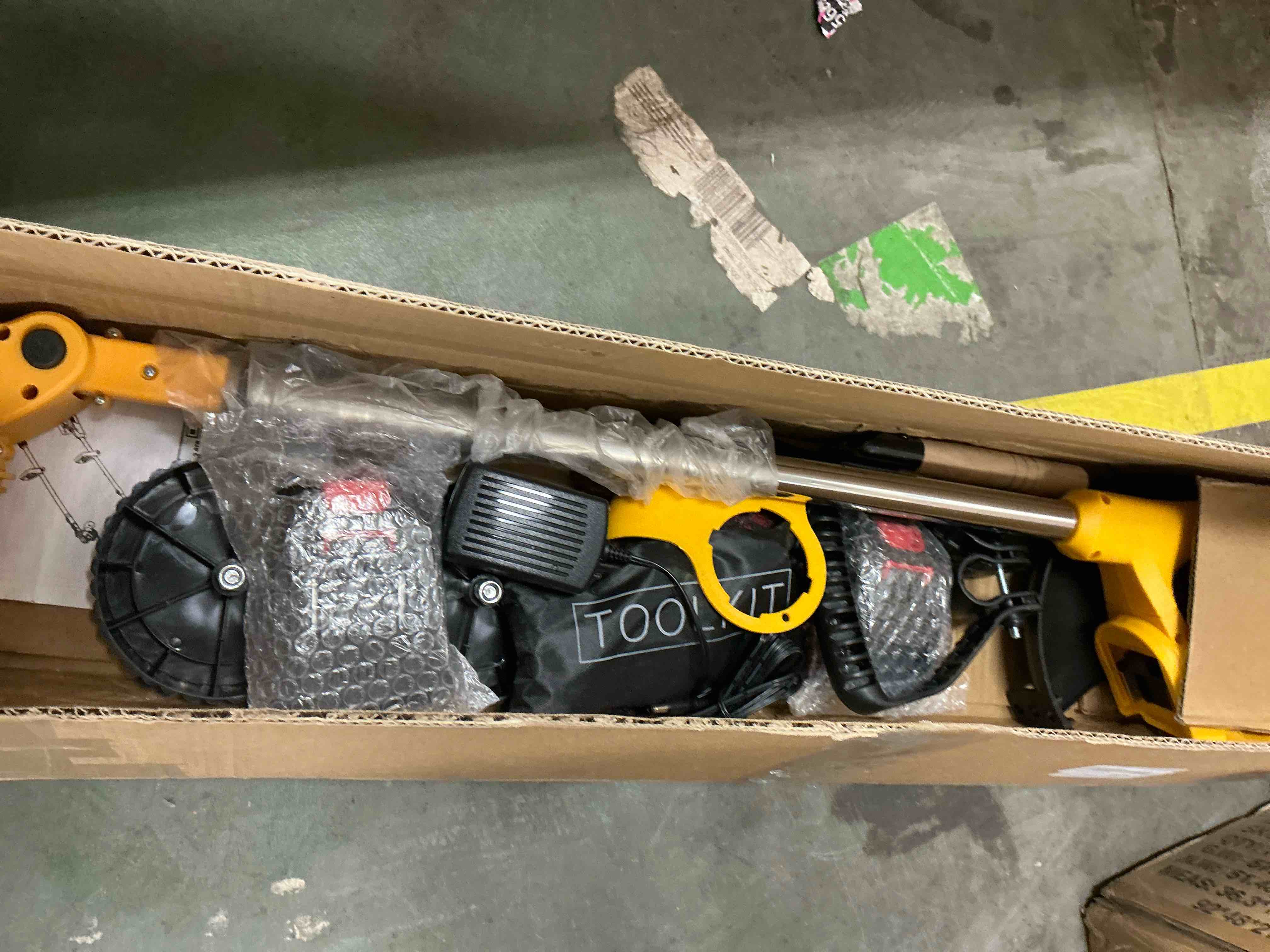 Condition photo showing Good Condition for 650W Weed Trimmer Cordless  24V 2000mAh Battery Operated Weed Eater Electric Grass Trimmer with Wheels  3 in 1 Battery Powered Weed Wacker with 3 Types Blades for Yard Garden  Yellow
